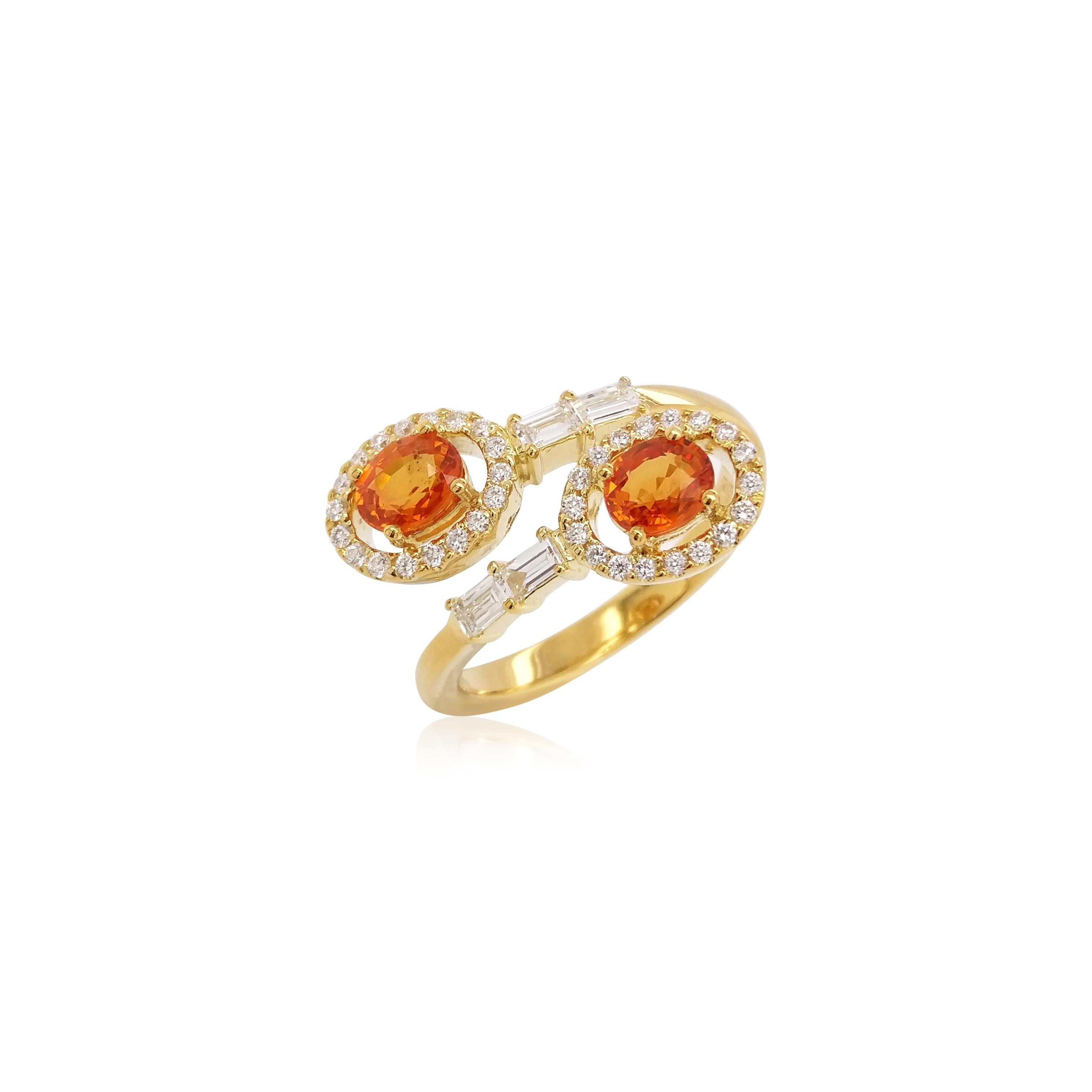 Oval Cut Natural Orange Sapphire White Diamond 18K Gold Cocktail Ring For Sale