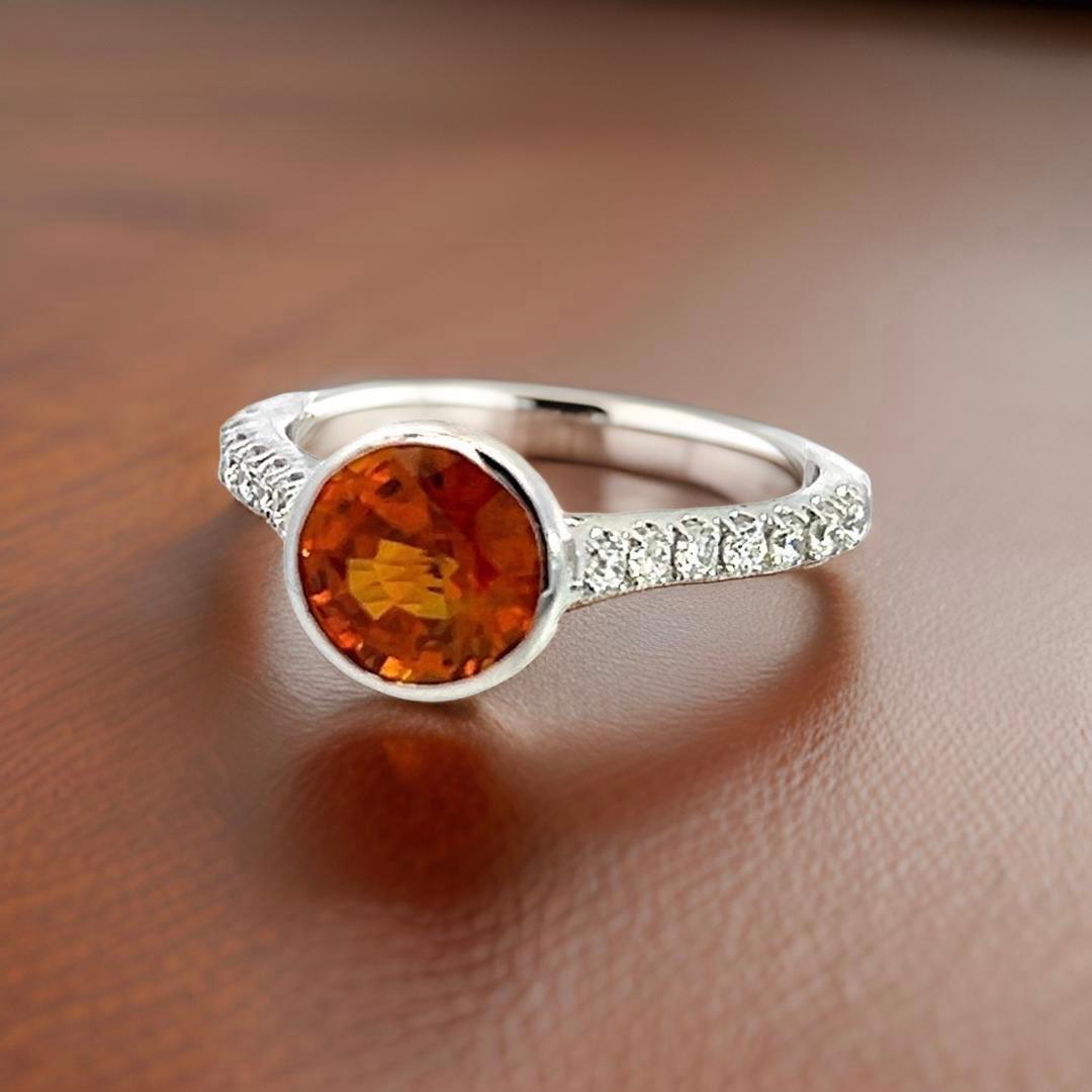 Zafiro naranja natural Anillo de diamantes 6,5 Oro de 14k W 1,88 TCW Certificado en venta 3