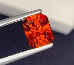 Natural Orange Spessartine Garnet Gemstone: 2.50 Carat January Birthstone