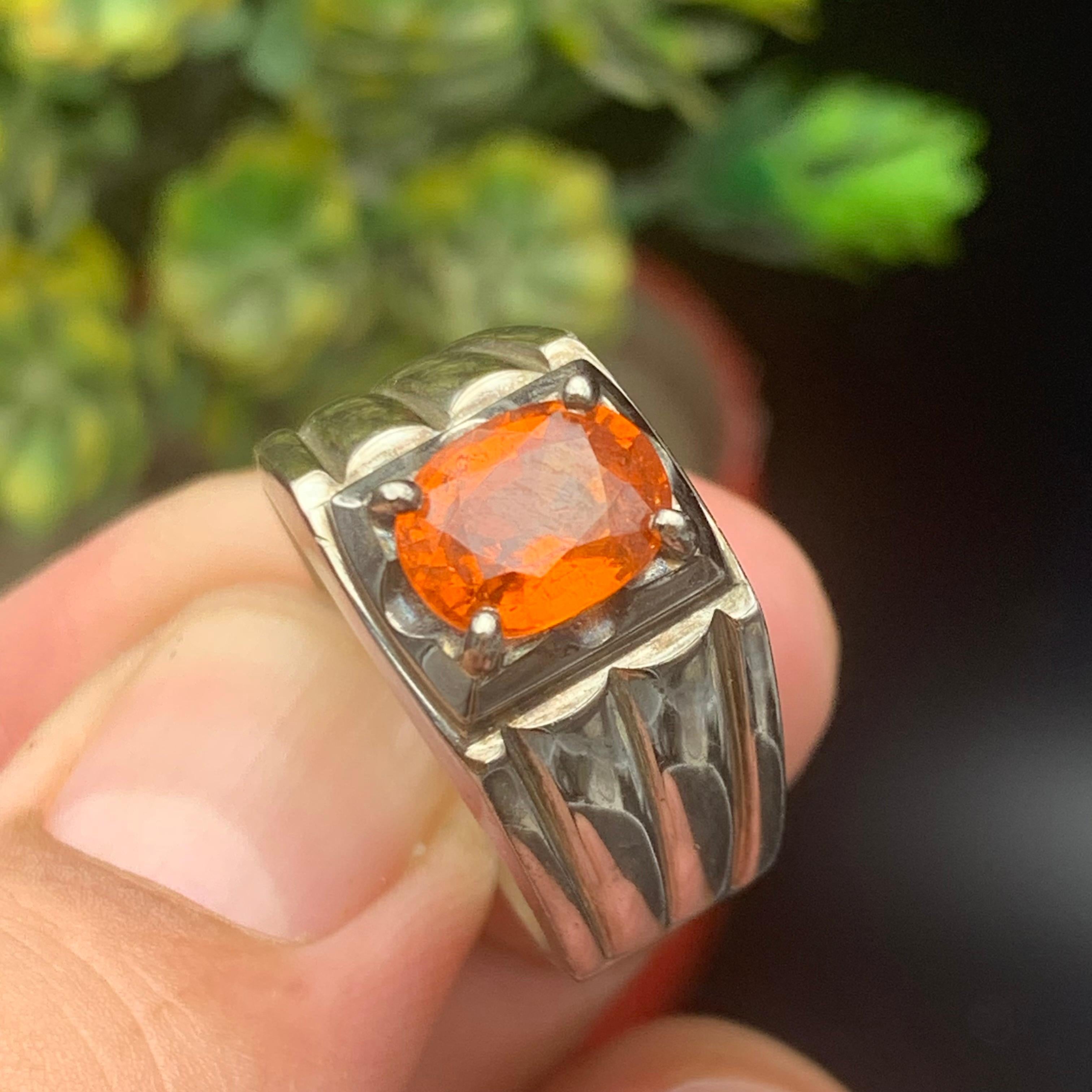 Anello da cocktail con granato arancione naturale, realizzato a mano in argento 925. in vendita 4