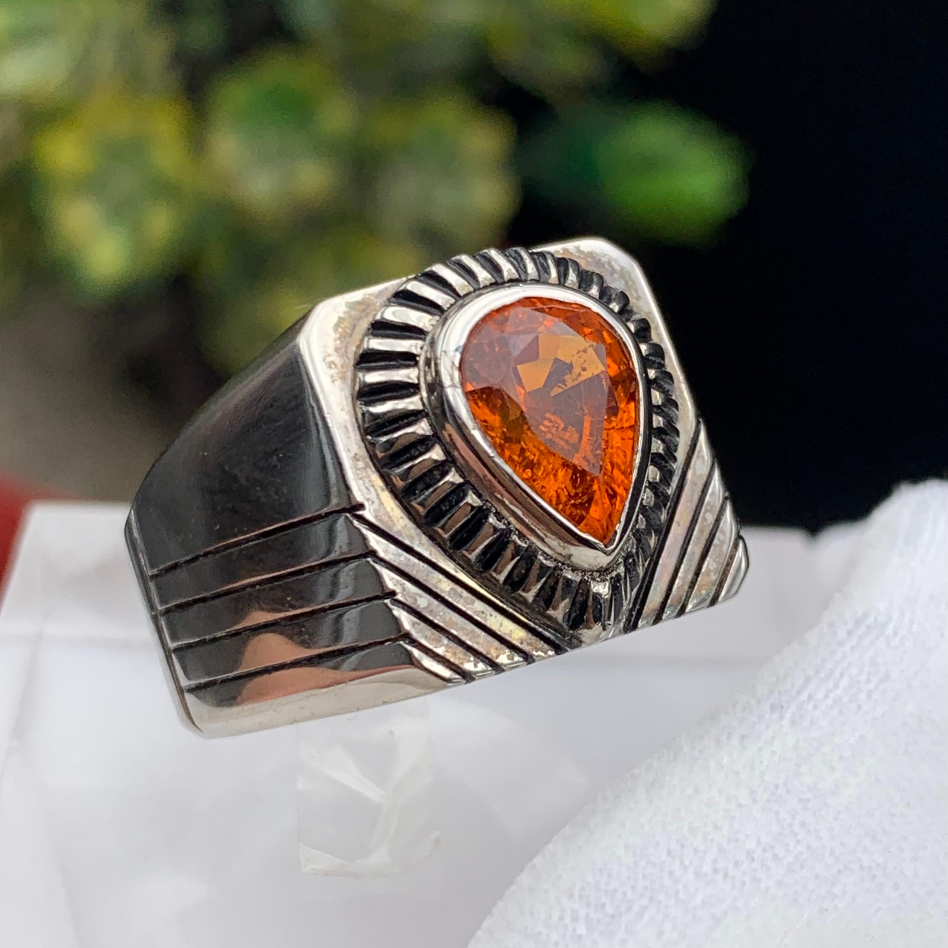 Anello da cocktail con granato arancione naturale, realizzato a mano in argento 925. in vendita 6