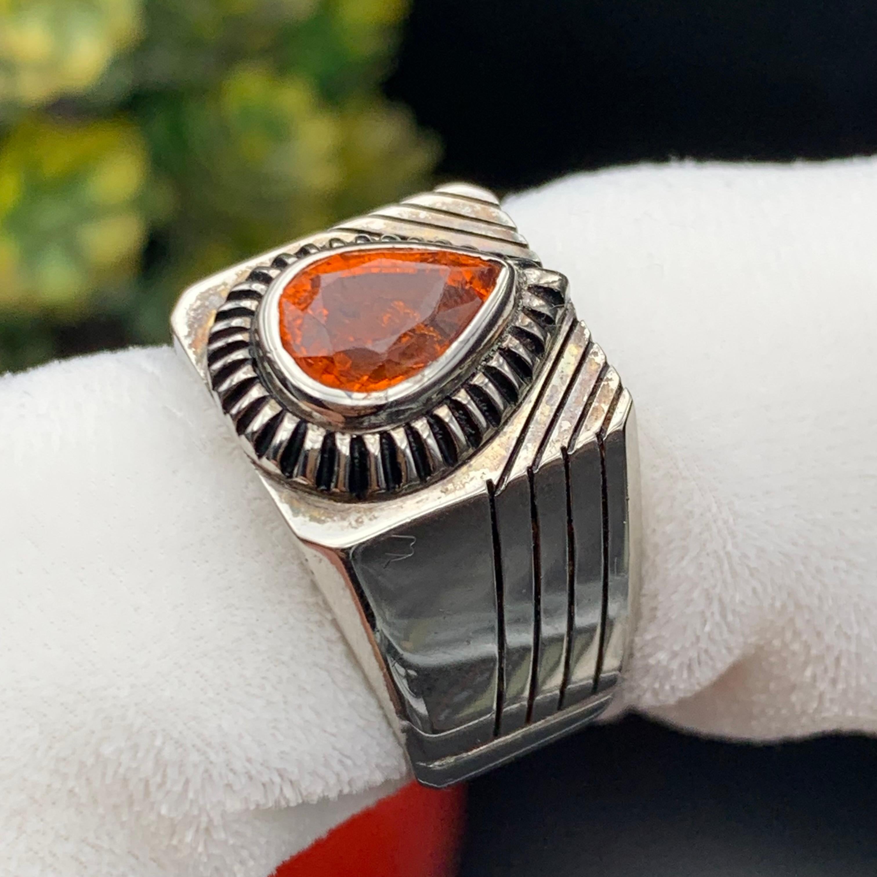 Anello da cocktail con granato arancione naturale, realizzato a mano in argento 925. in vendita 8