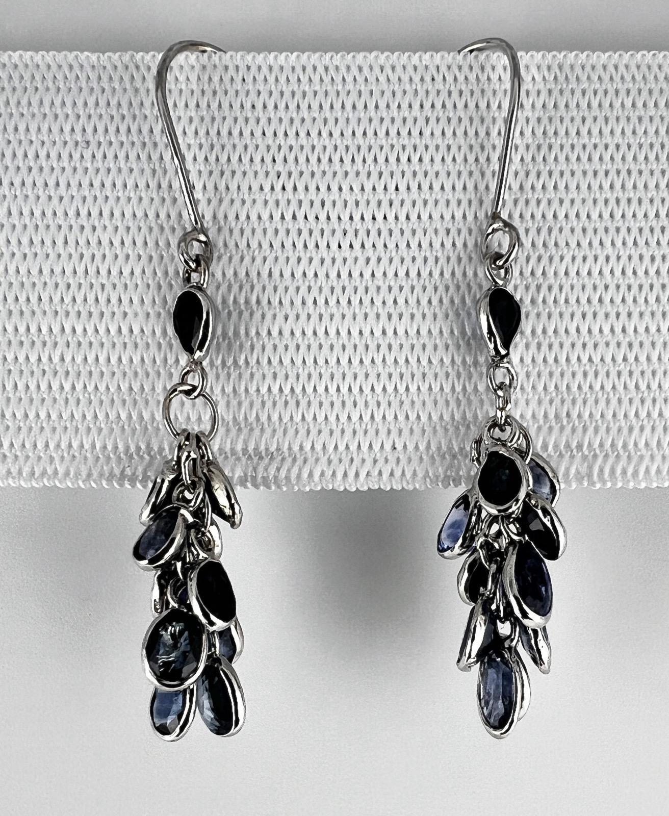 Women's Natural Blue Sapphire Cluster Earrings For Sale