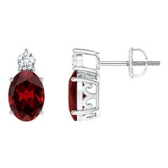 Boucles d'oreilles grenat naturel ovale 1.8ct avec diamant en platine (taille-7x5mm)