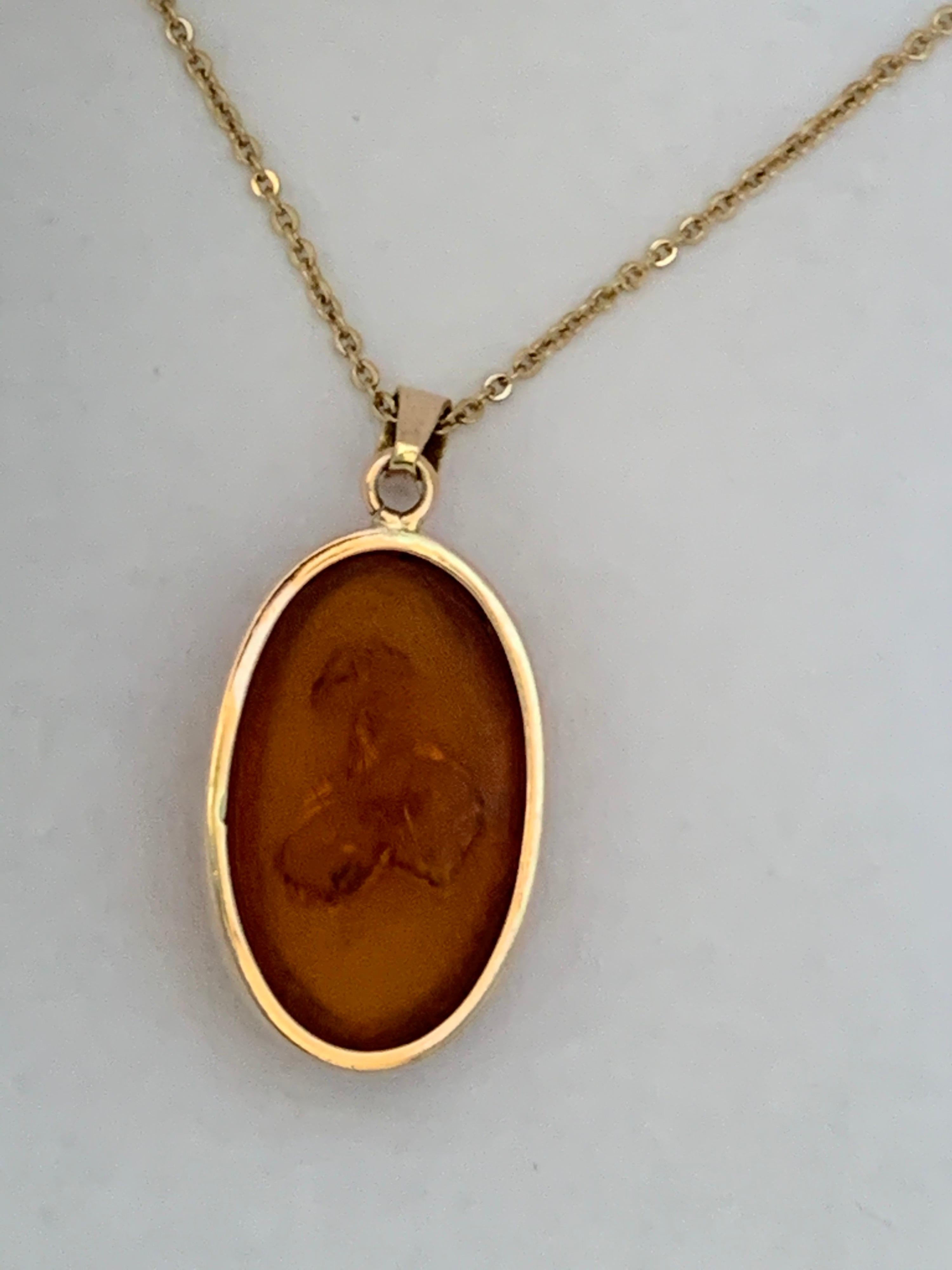 Natural Oval Amber Set in 14 Karat Gold For Sale 2