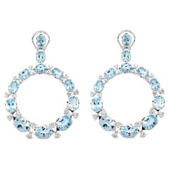 Natürlicher ovaler blauer Aquamarin und Diamant-Ohrring aus 18 Karat Weißgold