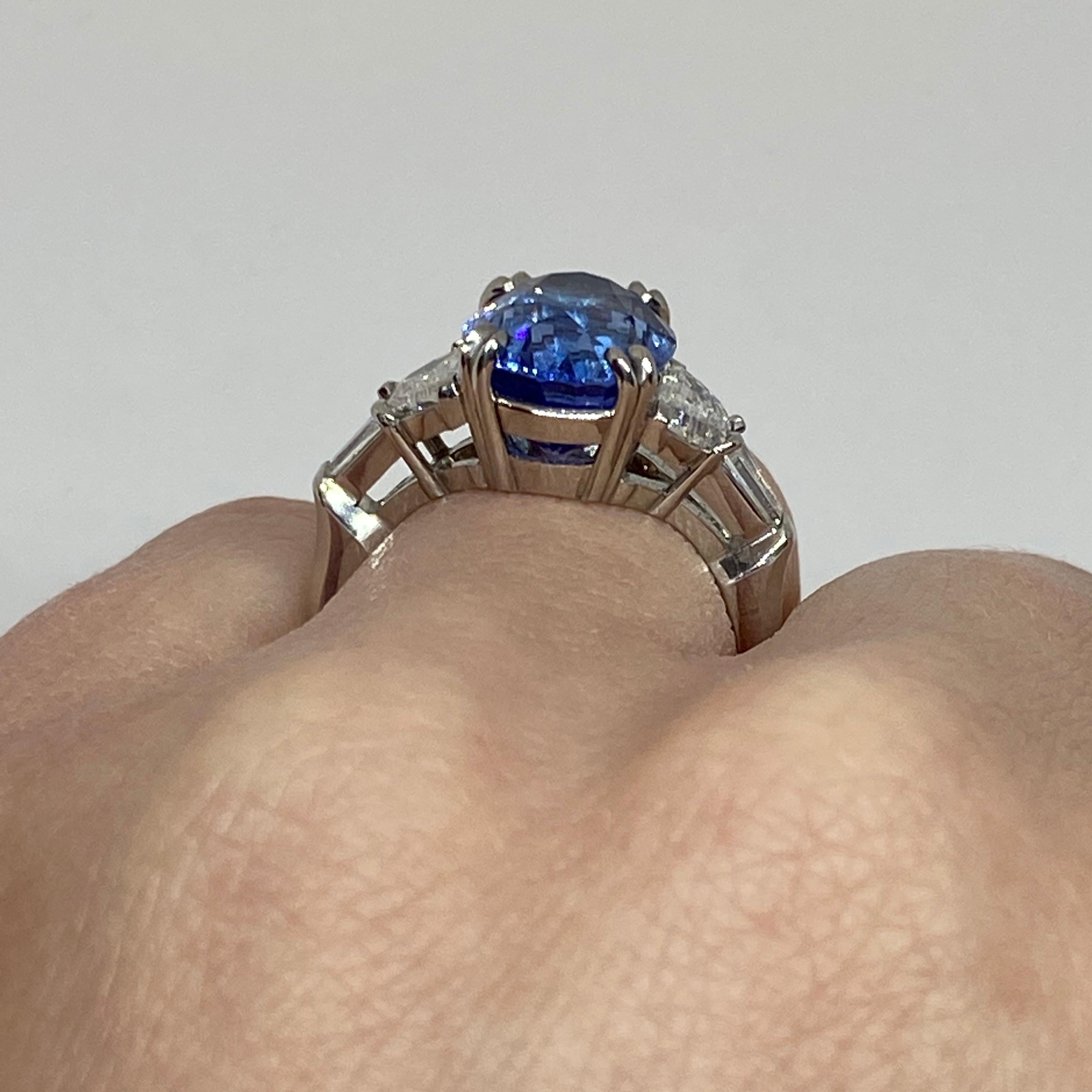 Natural Oval Blue Sapphire & Diamond Ring in Handmade Platinum Mounting 7.11 CT In New Condition For Sale In Carmel-by-the-Sea, CA