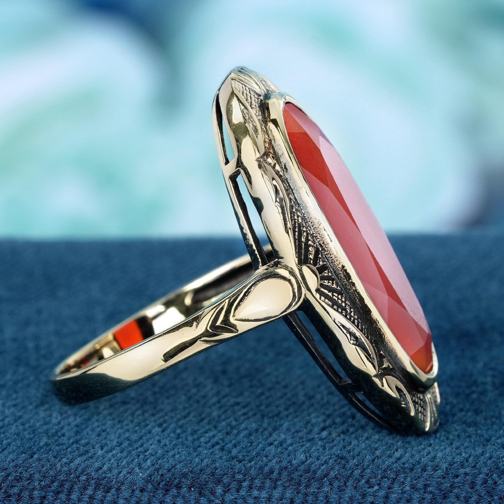 Edwardian Natural Oval Carnelian Vintage Style Cocktail Ring in Solid 9K Yellow Gold For Sale