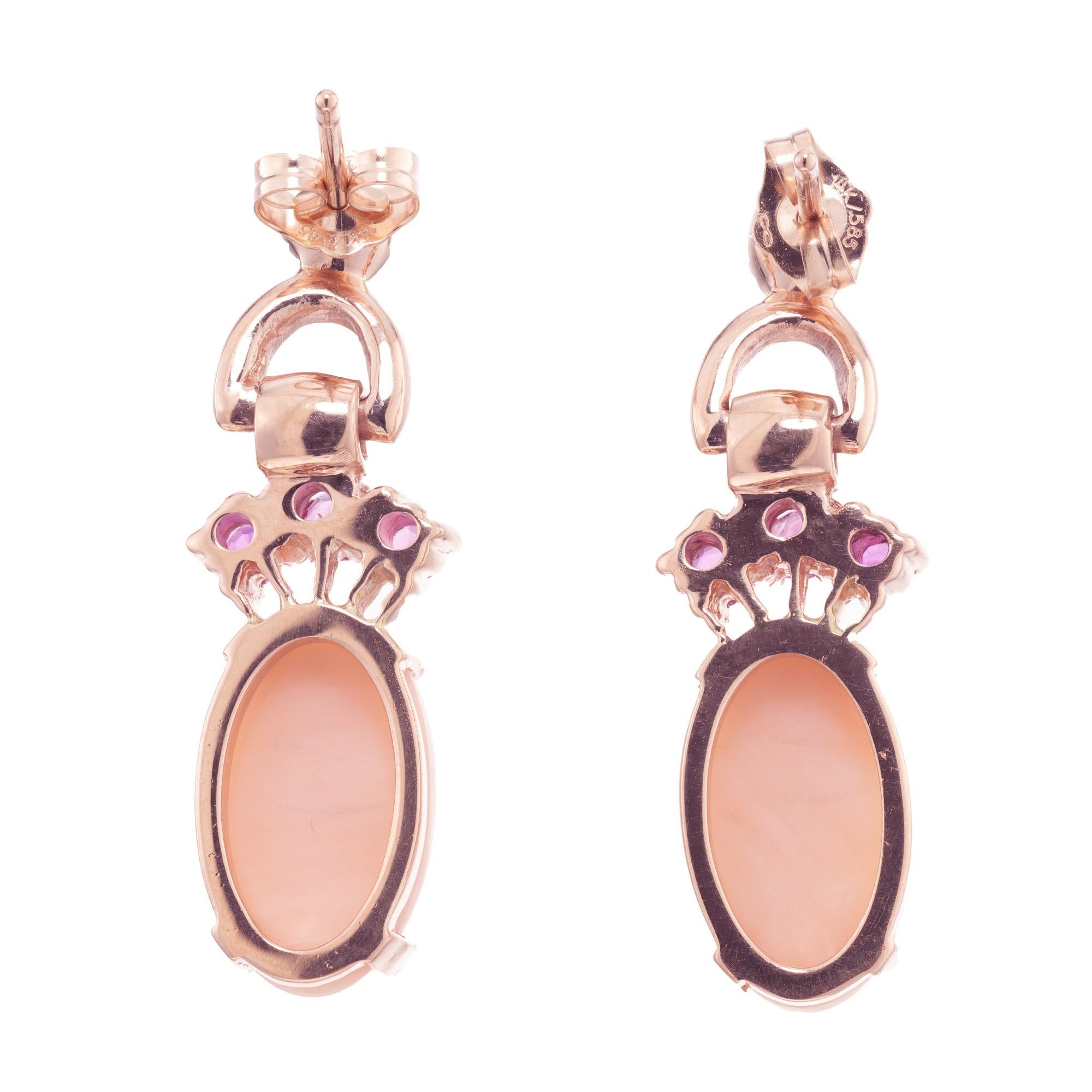 Natürliche ovale Koralle Rosa Saphir Roségold Ohrhänger (Retro) im Angebot