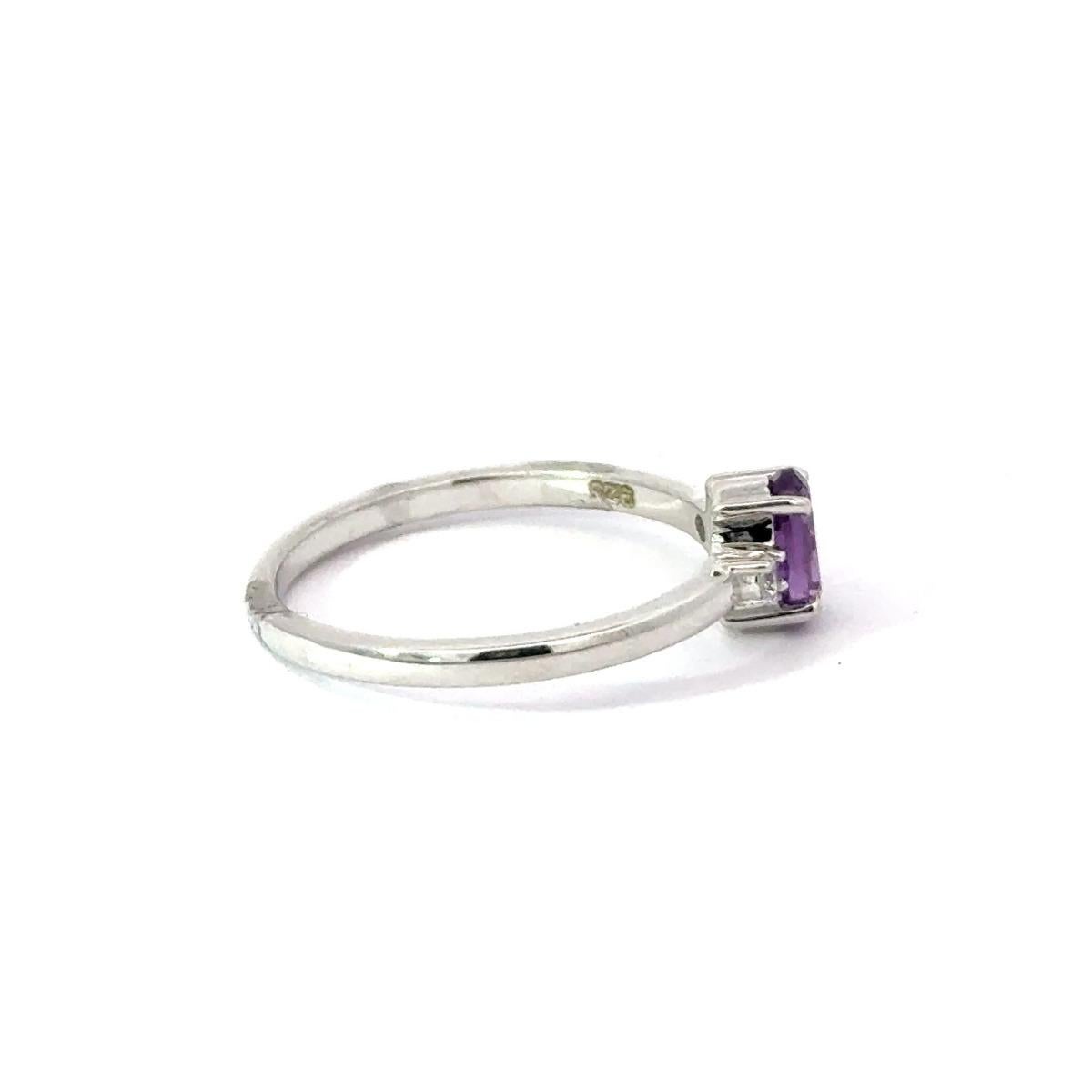 For Sale:  Natural Oval Cut Amethyst with Zirconia Fine Jewelry Ring for Gift in 925 Silver 5