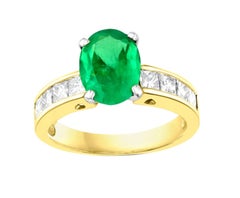 Anello con smeraldo ovale naturale da 2 carati e diamante da 0,30 carati, in oro giallo 14 carati