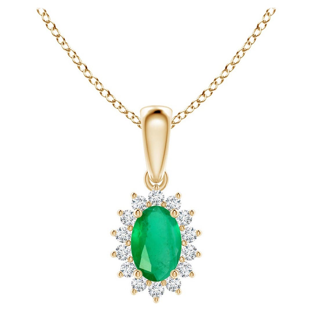Natürlicher ovaler Smaragd-Anhänger mit Diamant-Halo aus 14 Karat Gelbgold