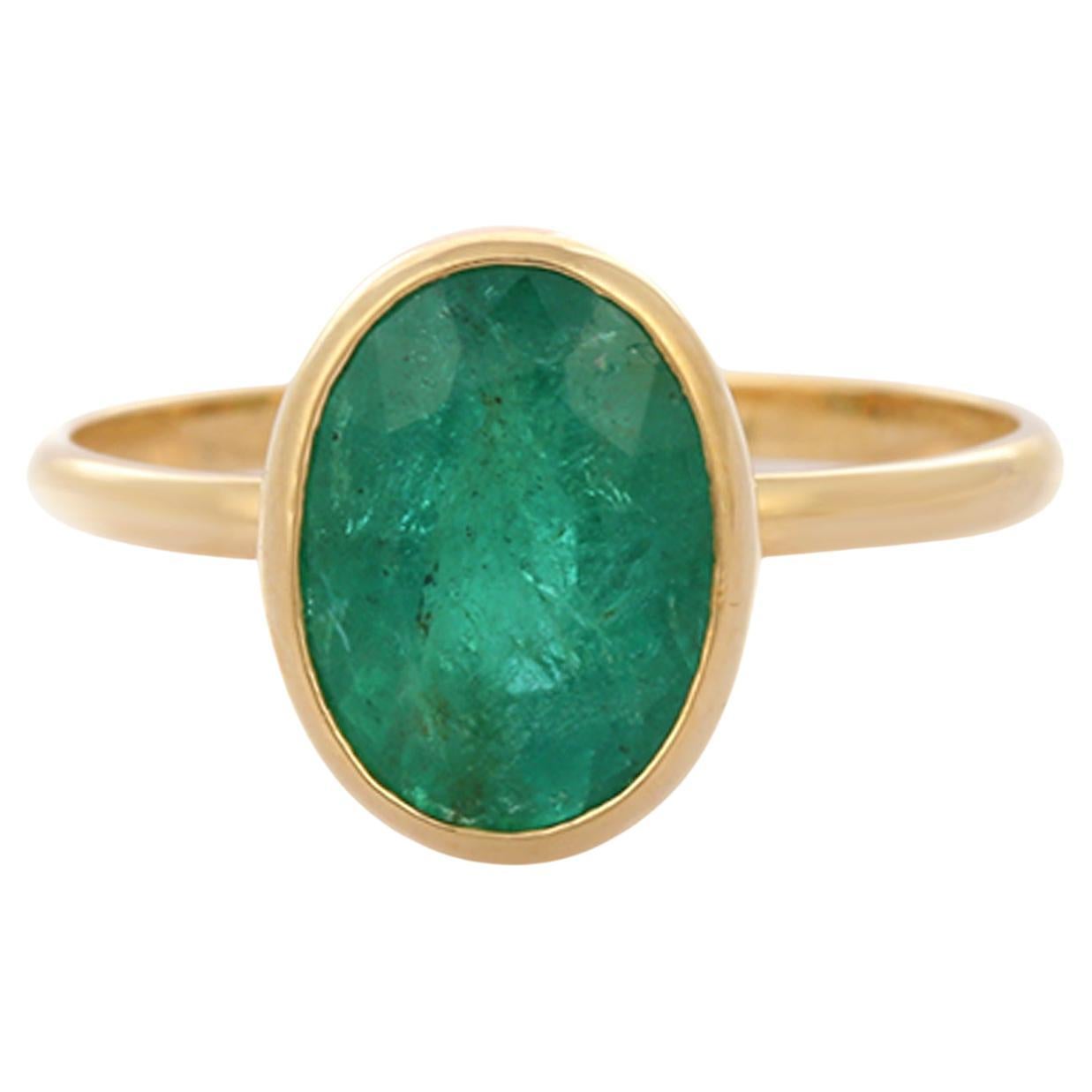 2.75 ct Oval Cut Green Emerald Solitaire Ring Mounted with 18K Yellow Gold 