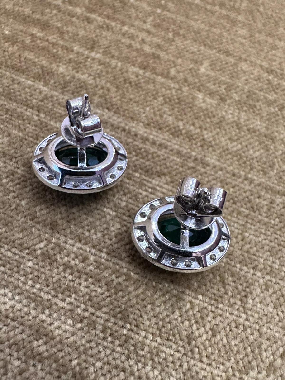 Natural Oval Emerald Stud Earrings with Diamond Halo in 14k White Gold In Excellent Condition For Sale In La Jolla, CA