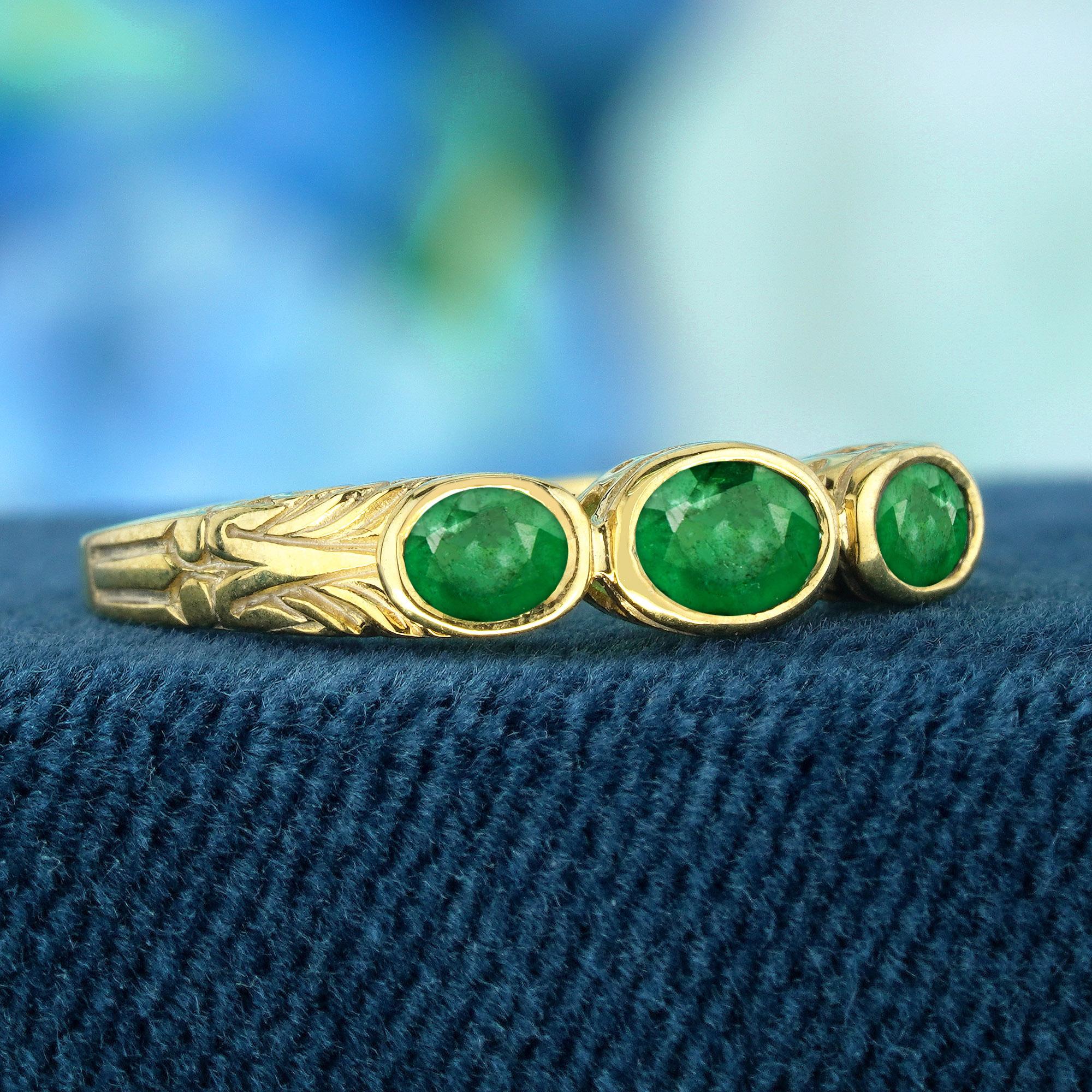 Edwardian Natural Oval Emerald Vintage Style Three Stone Ring in Solid 9K Yellow Gold For Sale