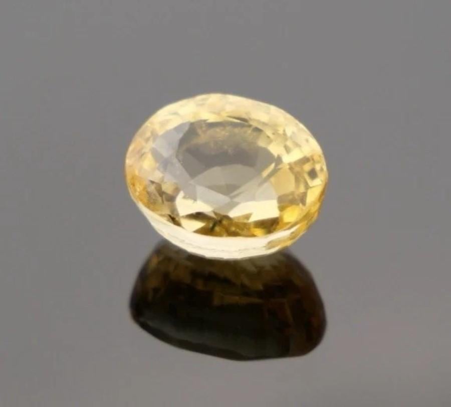 Natural Oval Mixed Brilliant Cut 8.92 Carats Canary Loose Yellow Sapphire en venta 1