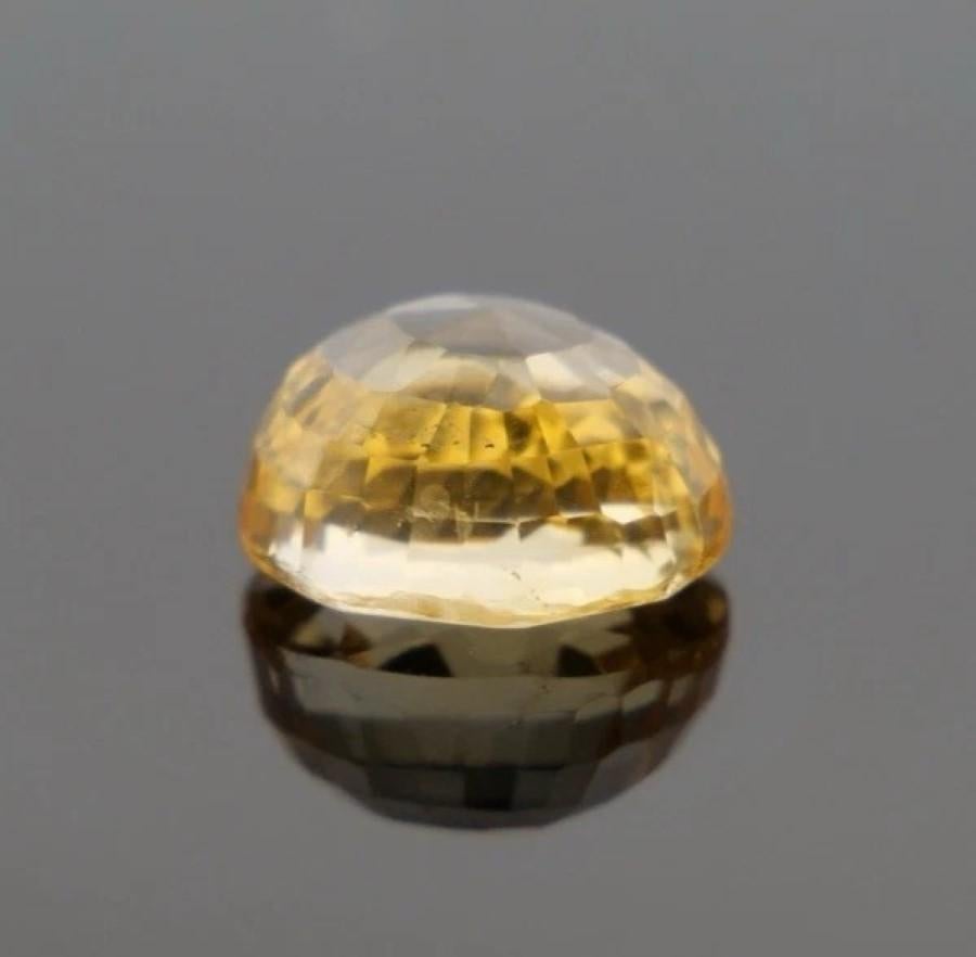 Natural Oval Mixed Brilliant Cut 8.92 Carats Canary Loose Yellow Sapphire en venta 2