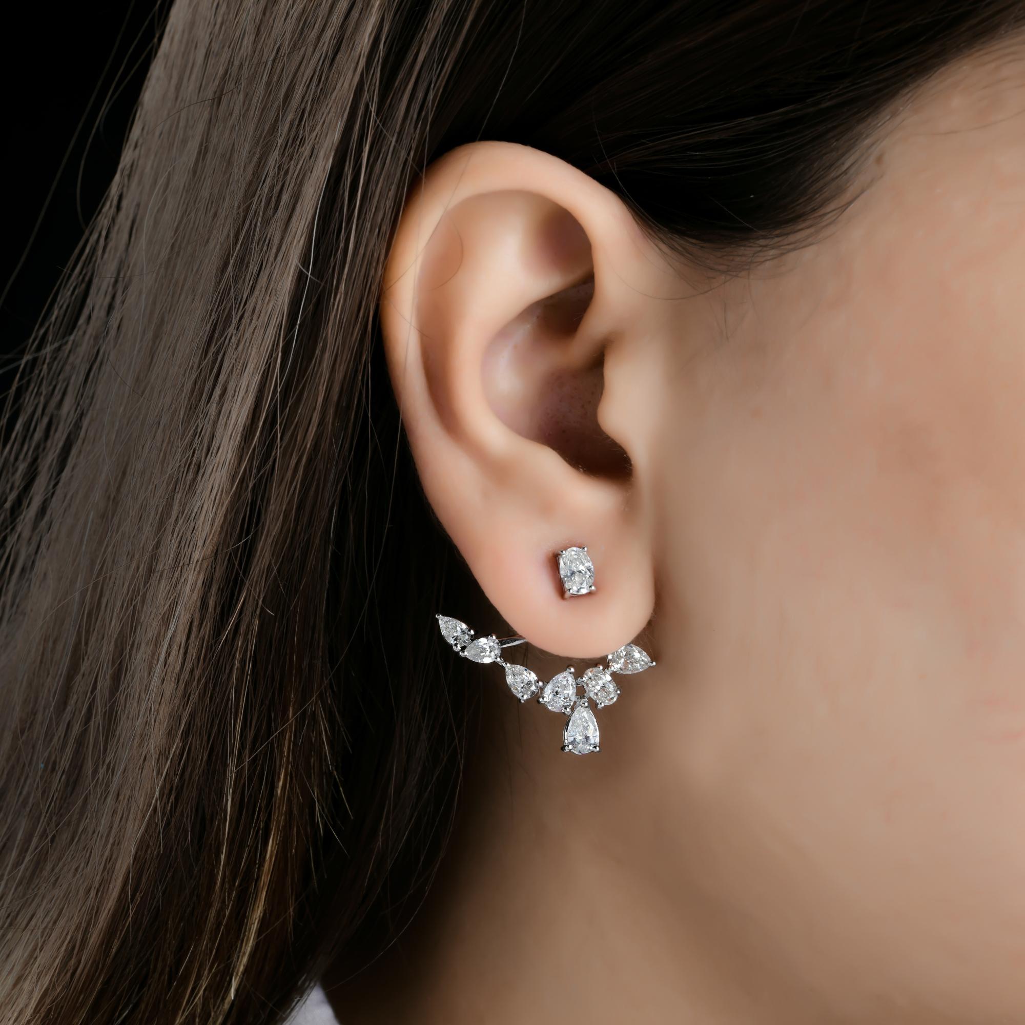 Realizzati in oro a 14 carati, questi splendidi orecchini sono impreziositi da 4,65 carati di diamanti scintillanti.

Segui la vetrina di Spectrum Jewels per vedere le ultime collezioni e i pezzi esclusivi. Spectrum Jewels è orgoglioso di essere
