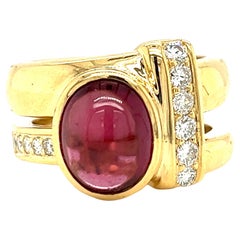 Natural Oval Pink Tourmaline and Diamond Ring in 18k Gold 