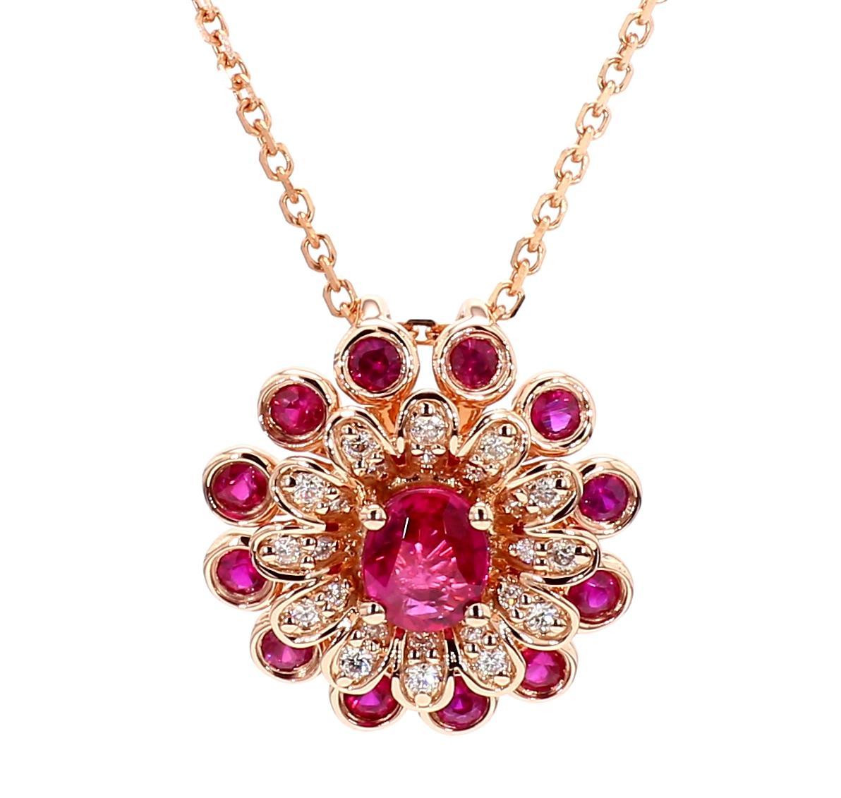 Natural Oval Red Ruby and White Diamond 0.89 Carat TW Gold Drop Pendant Contemporáneo en venta