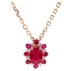Colgante de oro rosa de 83 quilates TW de rubí rojo ovalado natural y diamante blanco
