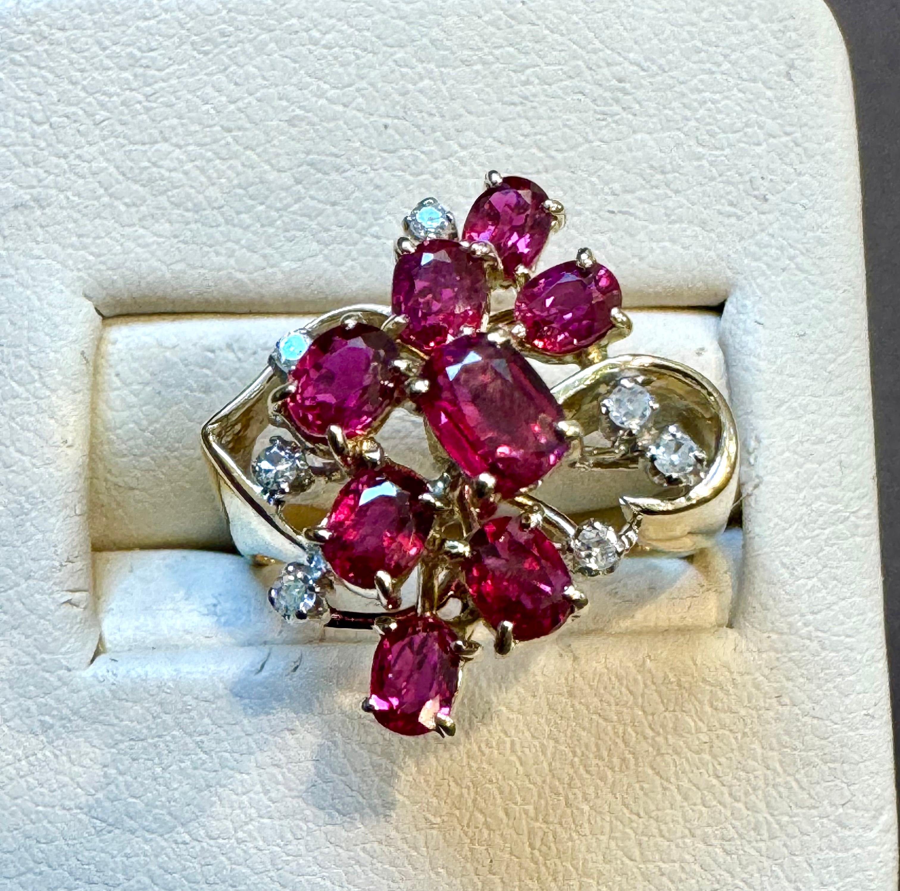 Oval Cut Natural Oval Ruby and Diamond 14 Karat Yellow Gold Cocktail Ring Size 7 For Sale