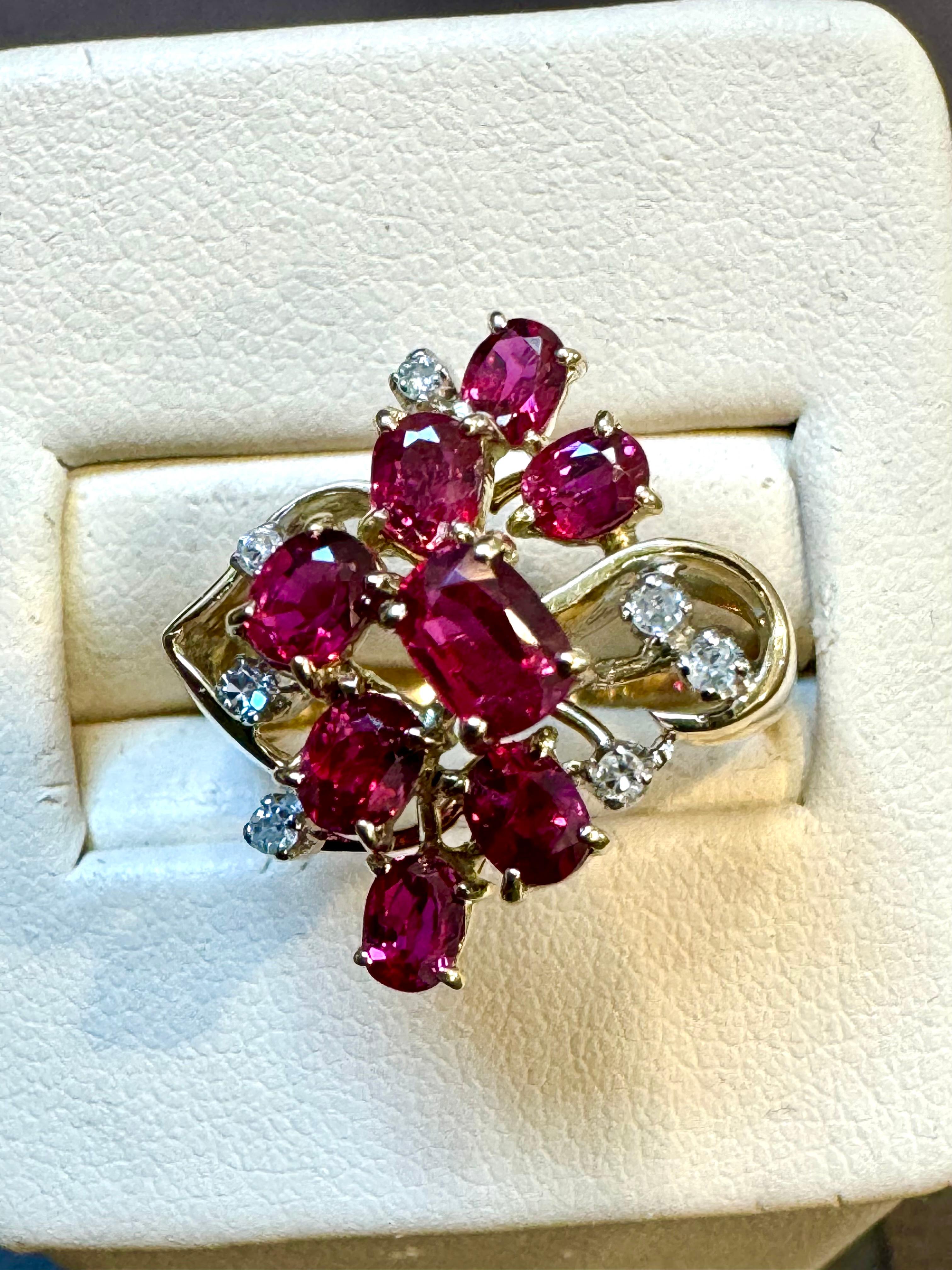 Natural Oval Ruby and Diamond 14 Karat Yellow Gold Cocktail Ring Size 7 For Sale 4