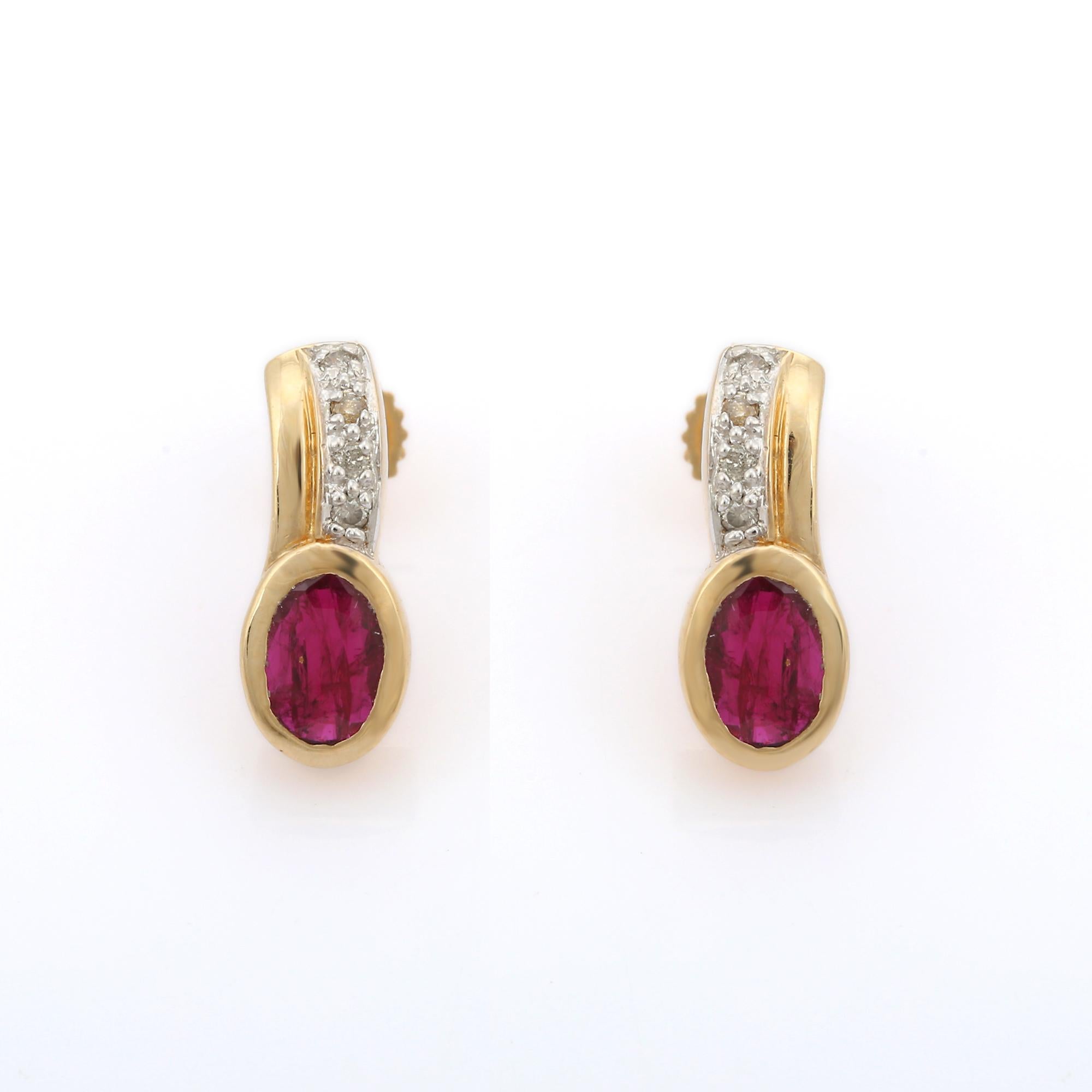 Natural Oval Ruby Diamond Handmade Stud Earrings For Women in 14K Yellow Gold In New Condition For Sale In Houston, TX