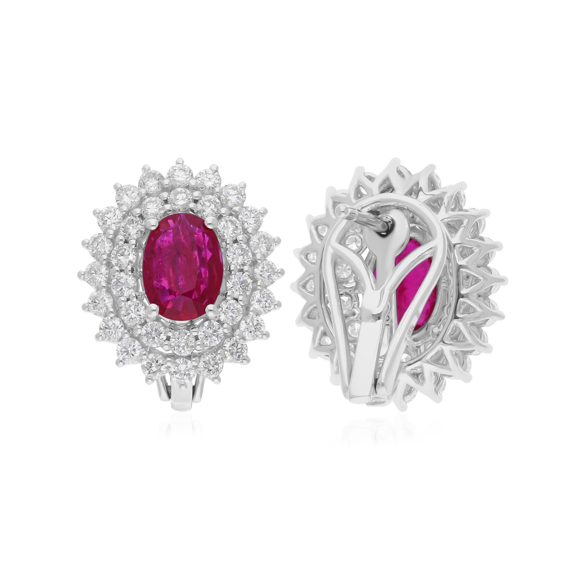 Moderne Boucles d'oreilles en or blanc 18 carats pour rubis naturel ovale SI/H diamant en vente