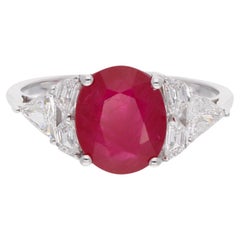 Natural Oval Ruby Gemstone Ring SI Clarity HI Color Diamond 18 Karat White Gold