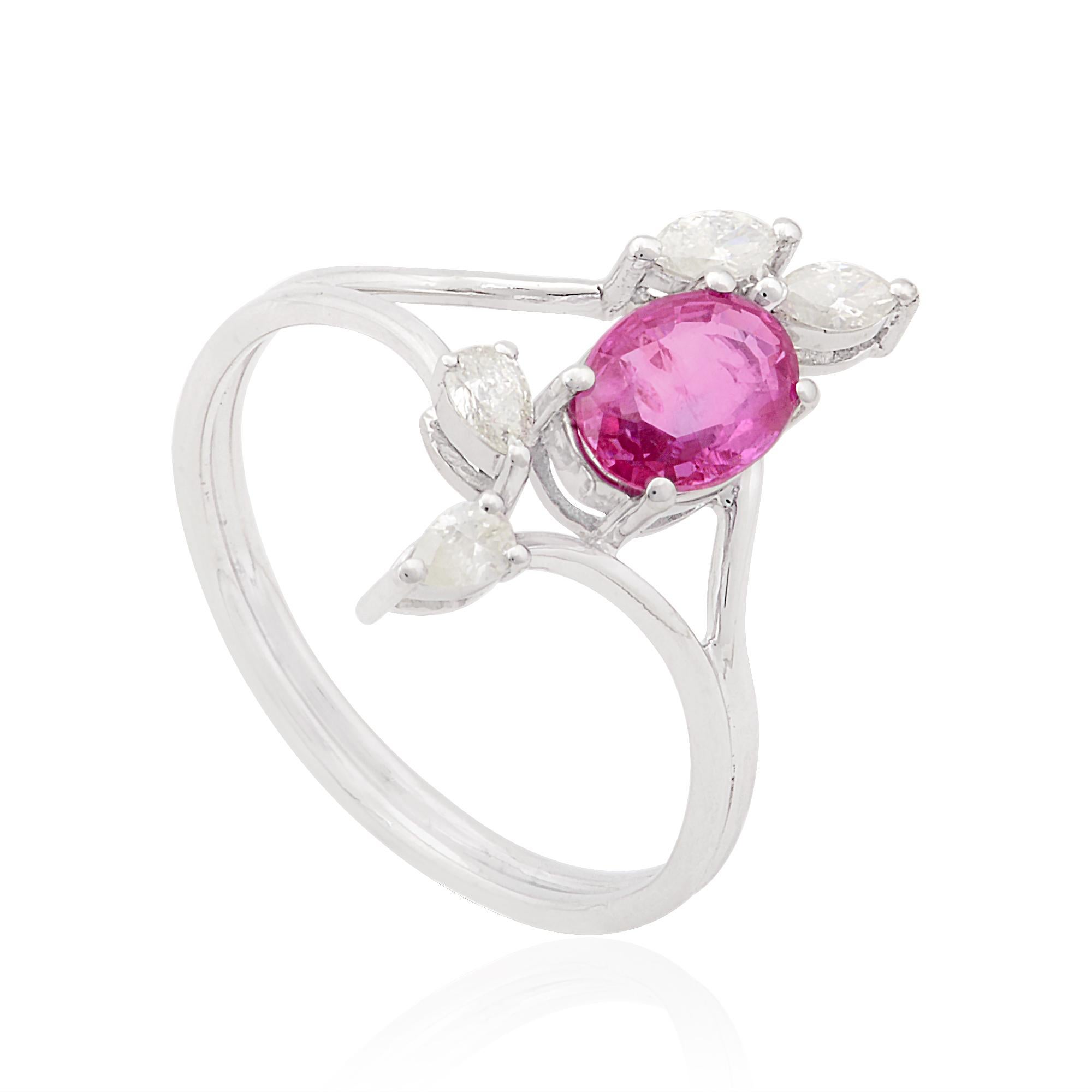 Natürlicher ovaler Rubinring mit Marquise- birnenförmigem Diamant 10 Karat Weißgold feiner Schmuck (Ovalschliff) im Angebot