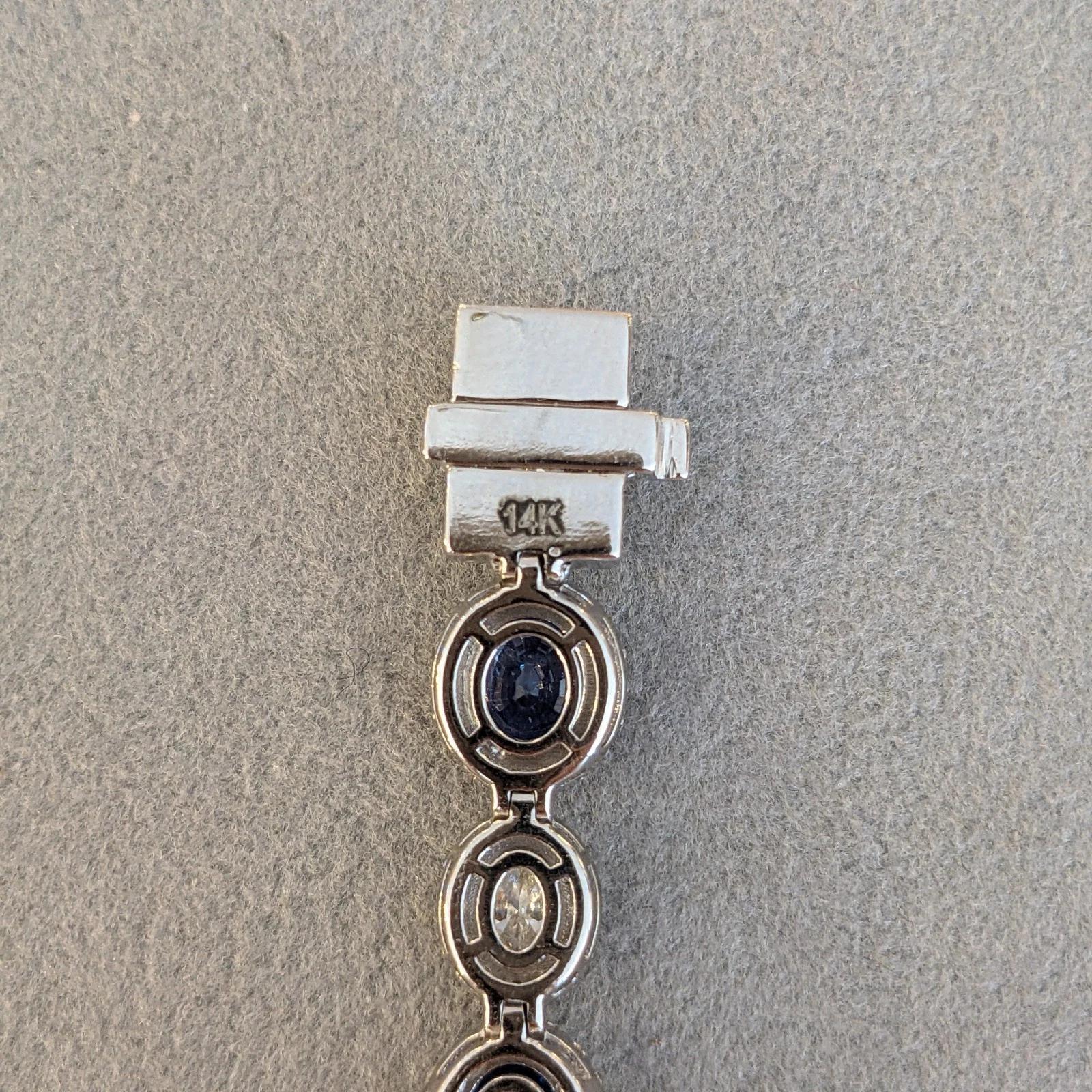 Natürliches ovales Saphir- und Diamantarmband aus 14k Weißgold im Angebot 2