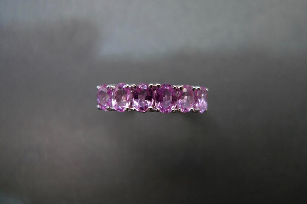 For Sale:  Natural Oval Shape Pink Sapphire Wedding Ring Band in 18K White Gold 3