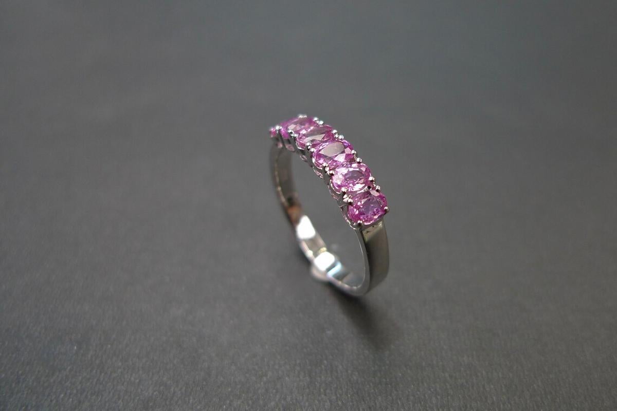 For Sale:  Natural Oval Shape Pink Sapphire Wedding Ring Band in 18K White Gold 4
