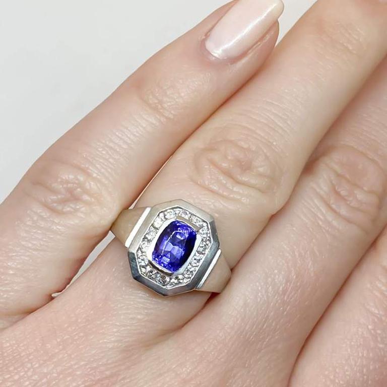 Natural Oval Tanzanite & Diamond Halo Octagon Ring Platinum 1.01 Carat In New Condition For Sale In Carmel-by-the-Sea, CA