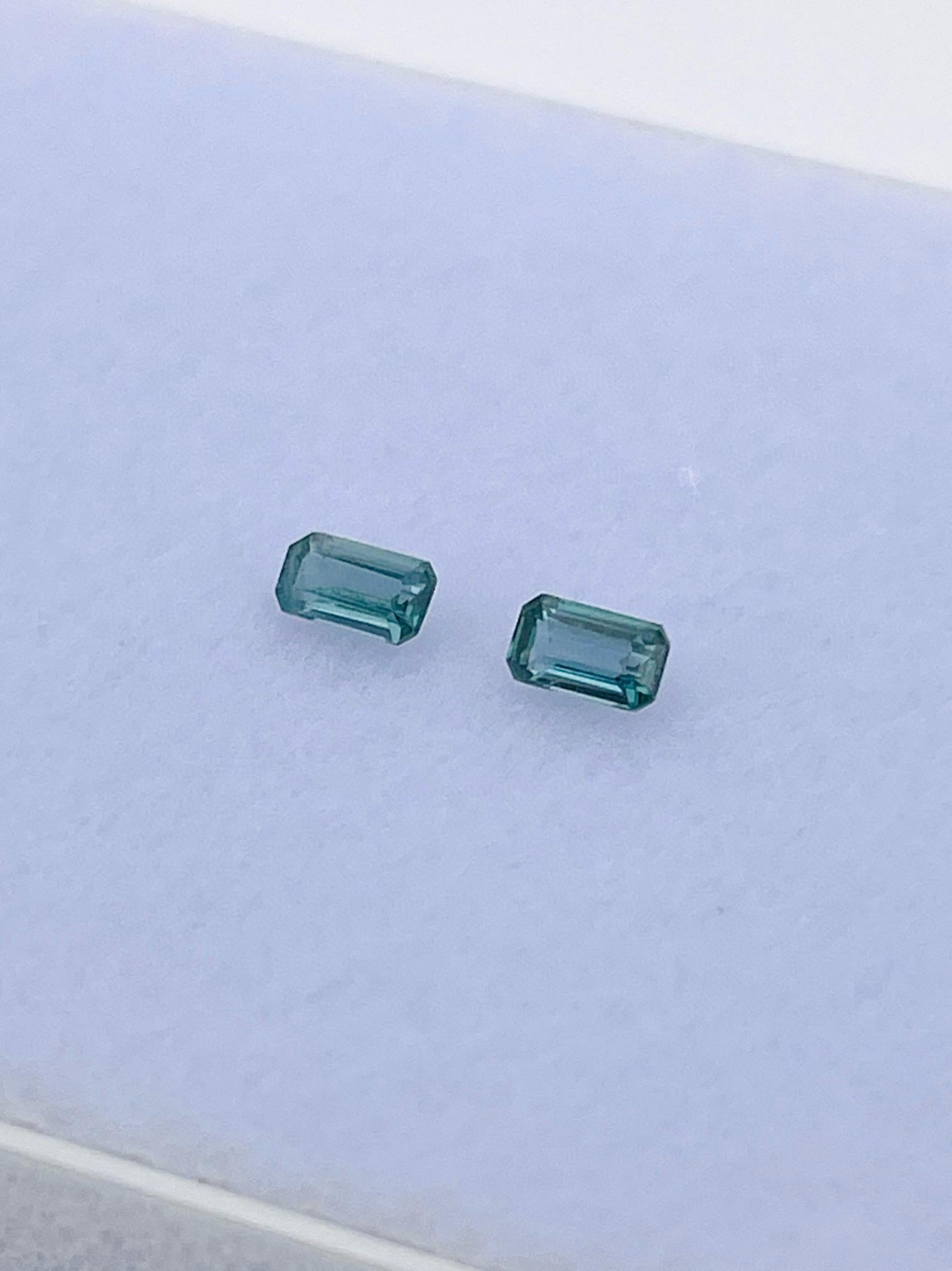 Coppia naturale di Alessandrite dello Sri Lanka di colore verde tendente all'arancione 0,21 Ct in vendita 1