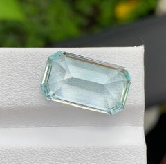 Natürlicher pakistanischer Aquamarin-Edelstein, 11,90 Karat, Smaragdschliff – lose, himmelblau