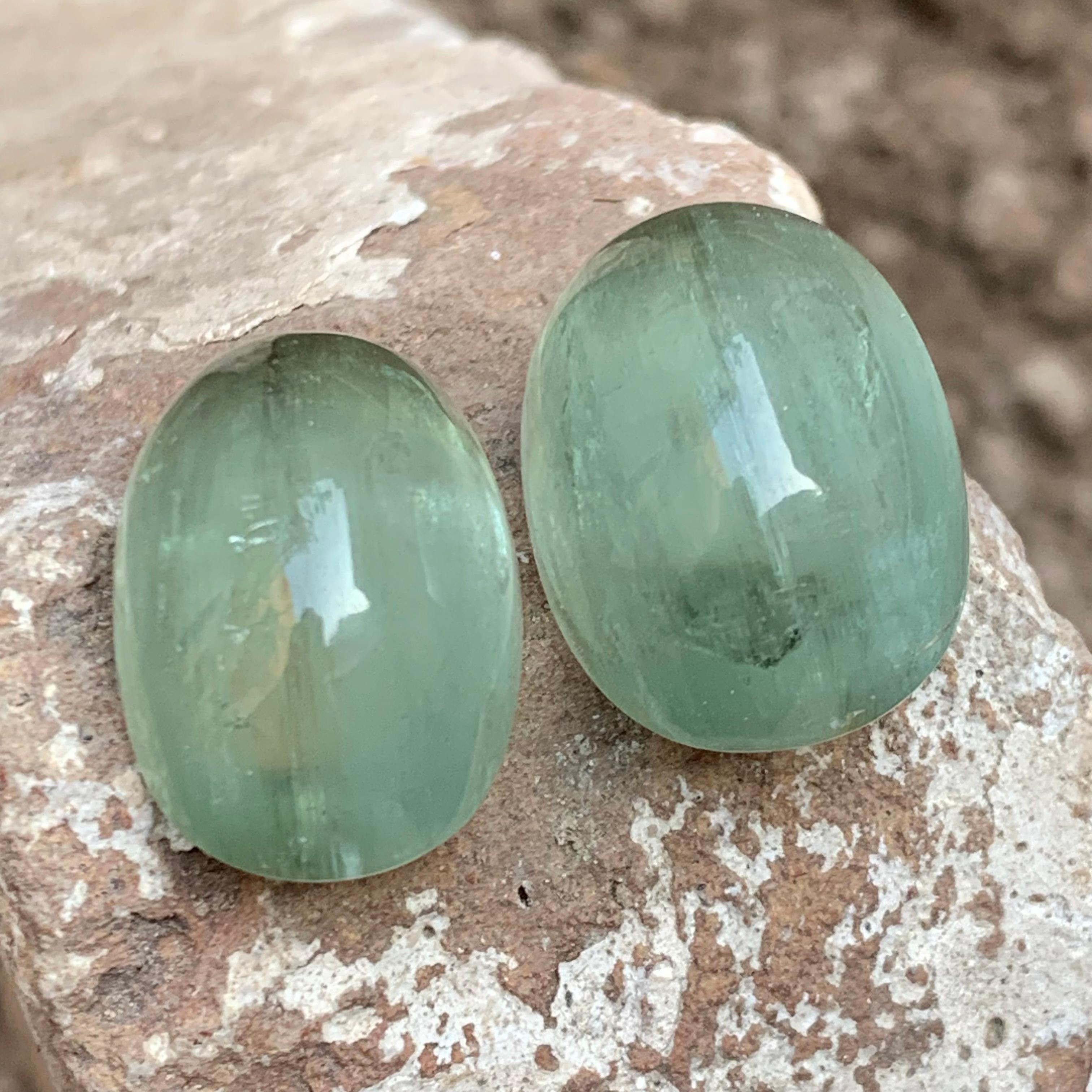 Natural Pale Green Beryl Earrings, Pendant Loose Gemstone Cabochon Set 60.75 Ct For Sale 2