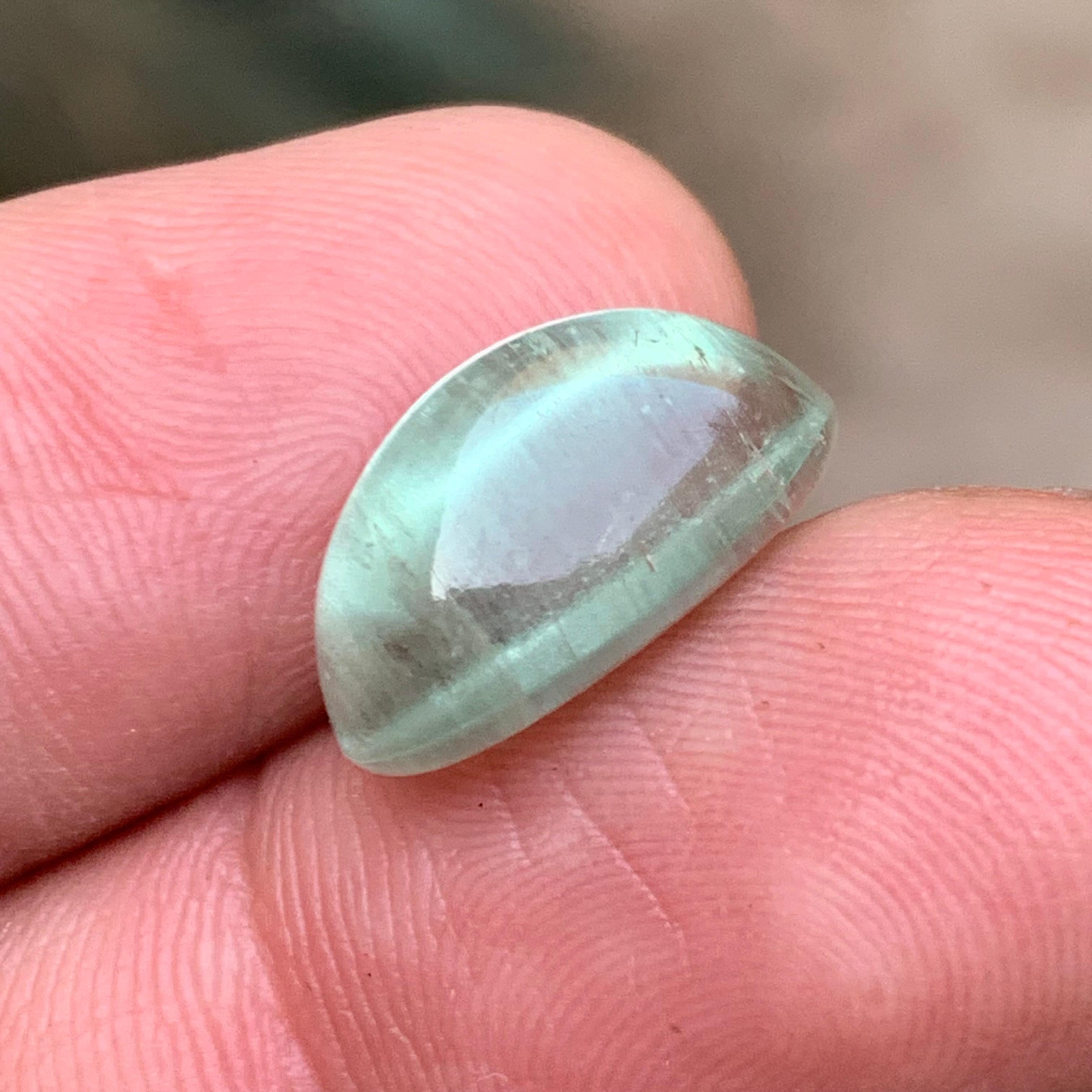 Contemporary Natural Pale Green Beryl Ring Necklace Pendant Loose Gemstone Cabochon 9 Carat For Sale