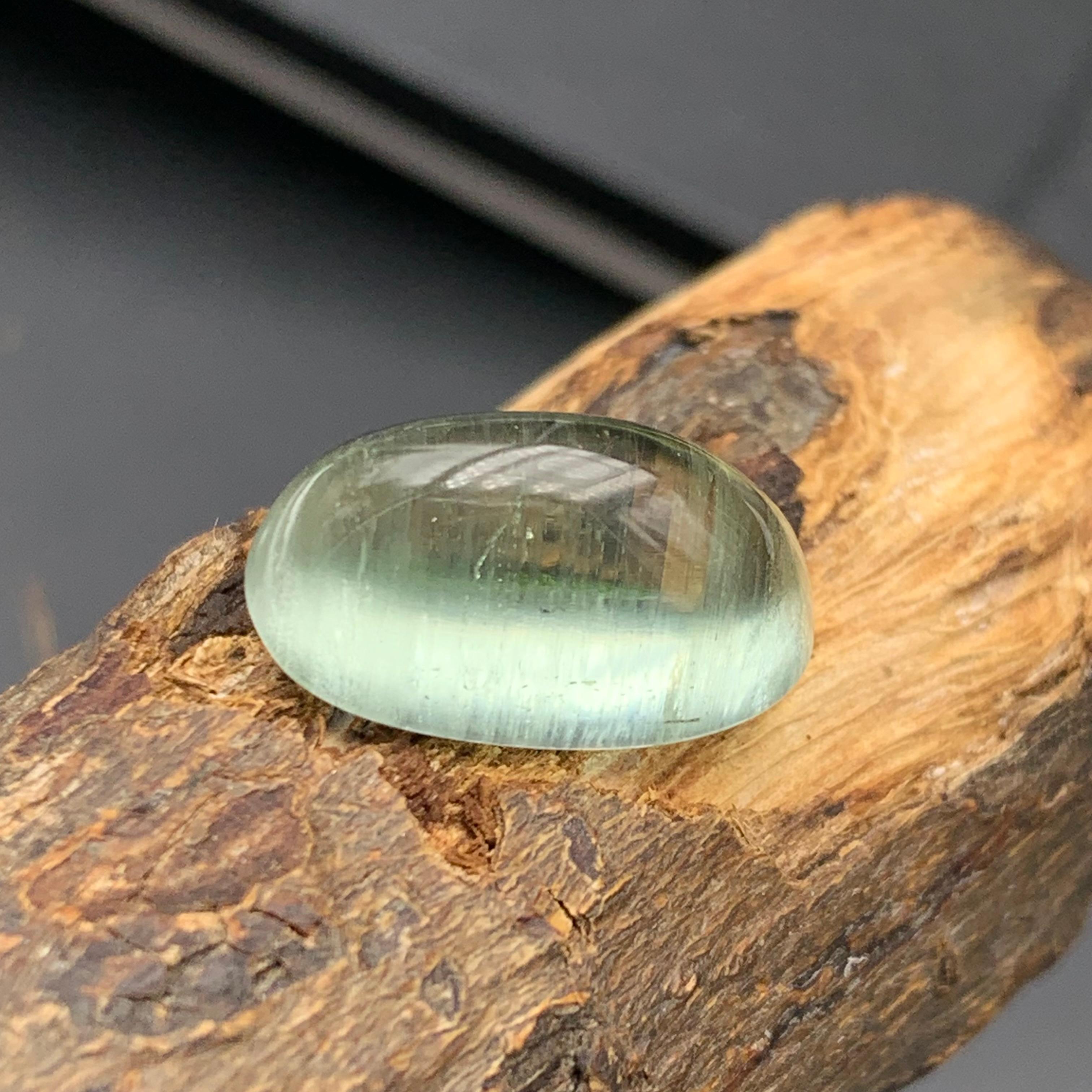 Natural Pale Green Beryl Ring Necklace Pendant Loose Gemstone Cabochon 9 Carat In New Condition For Sale In Peshawar, PK
