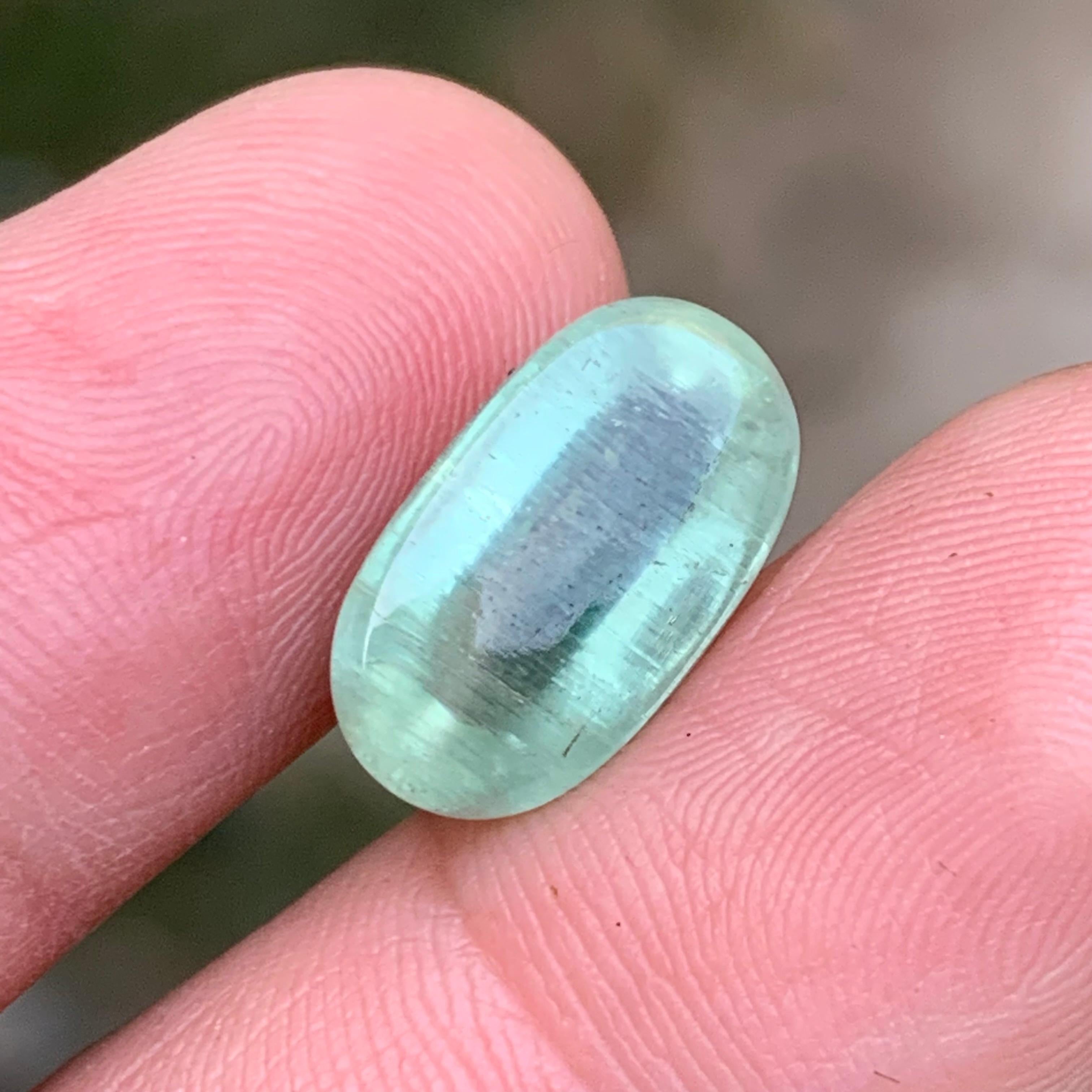 Women's or Men's Natural Pale Green Beryl Ring Necklace Pendant Loose Gemstone Cabochon 9 Carat For Sale