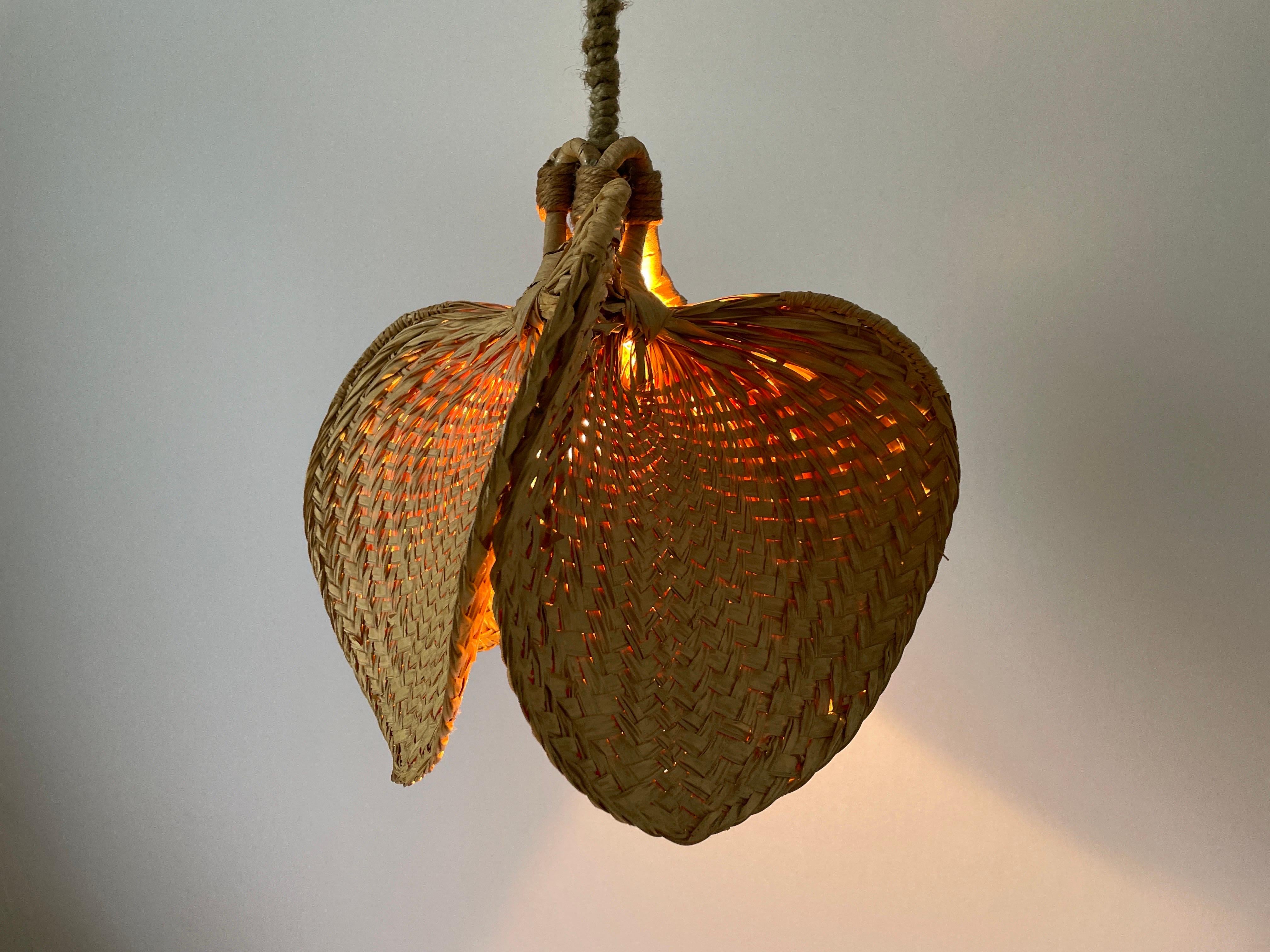 Lampada a sospensione grande in vimini con design a foglie di palma naturale, anni '60, Germania in vendita 10