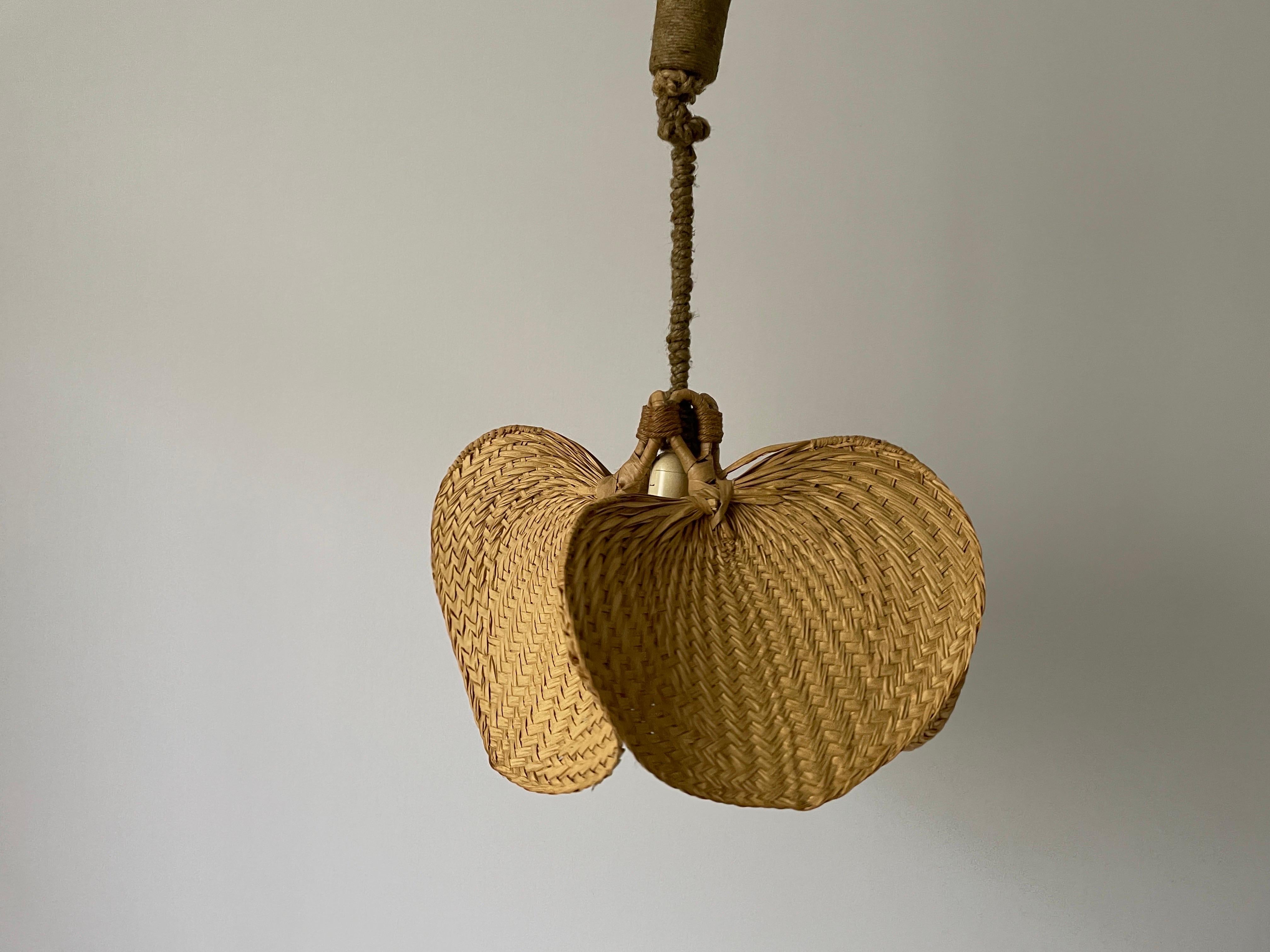 Lampada a sospensione grande in vimini con design a foglie di palma naturale, anni '60, Germania in vendita 2