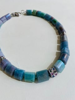Natural "Paraiba" Tourmaline Chrystal Necklace with White Gold and Sapphires