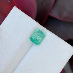 Natural Pastel Green Emerald Gemstone 1.70 Carats Afghan Emerald For Jewelry Use