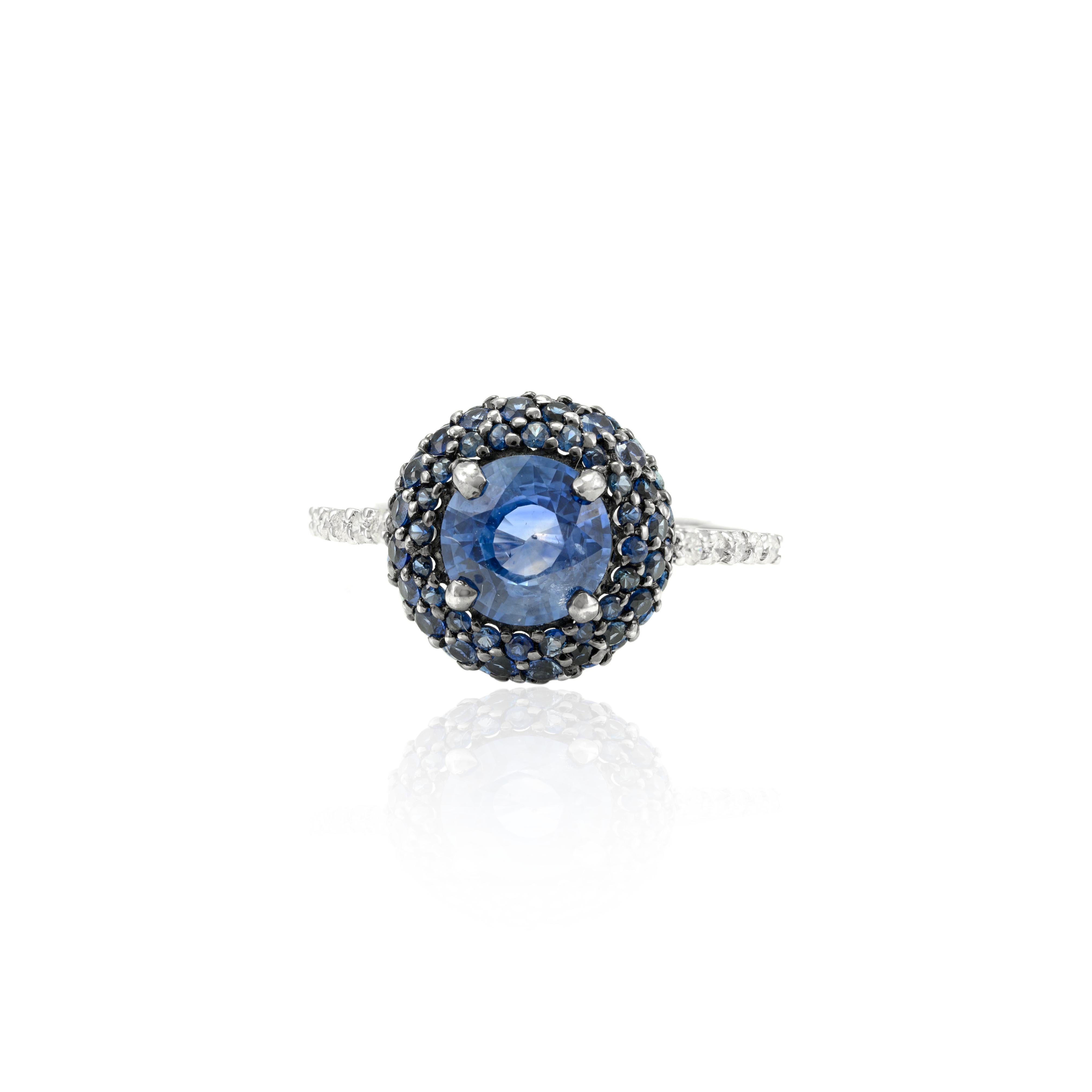 For Sale:  2.58 Ct Round Pave Blue Sapphire Ring in 18k Solid White Gold with Diamonds 4