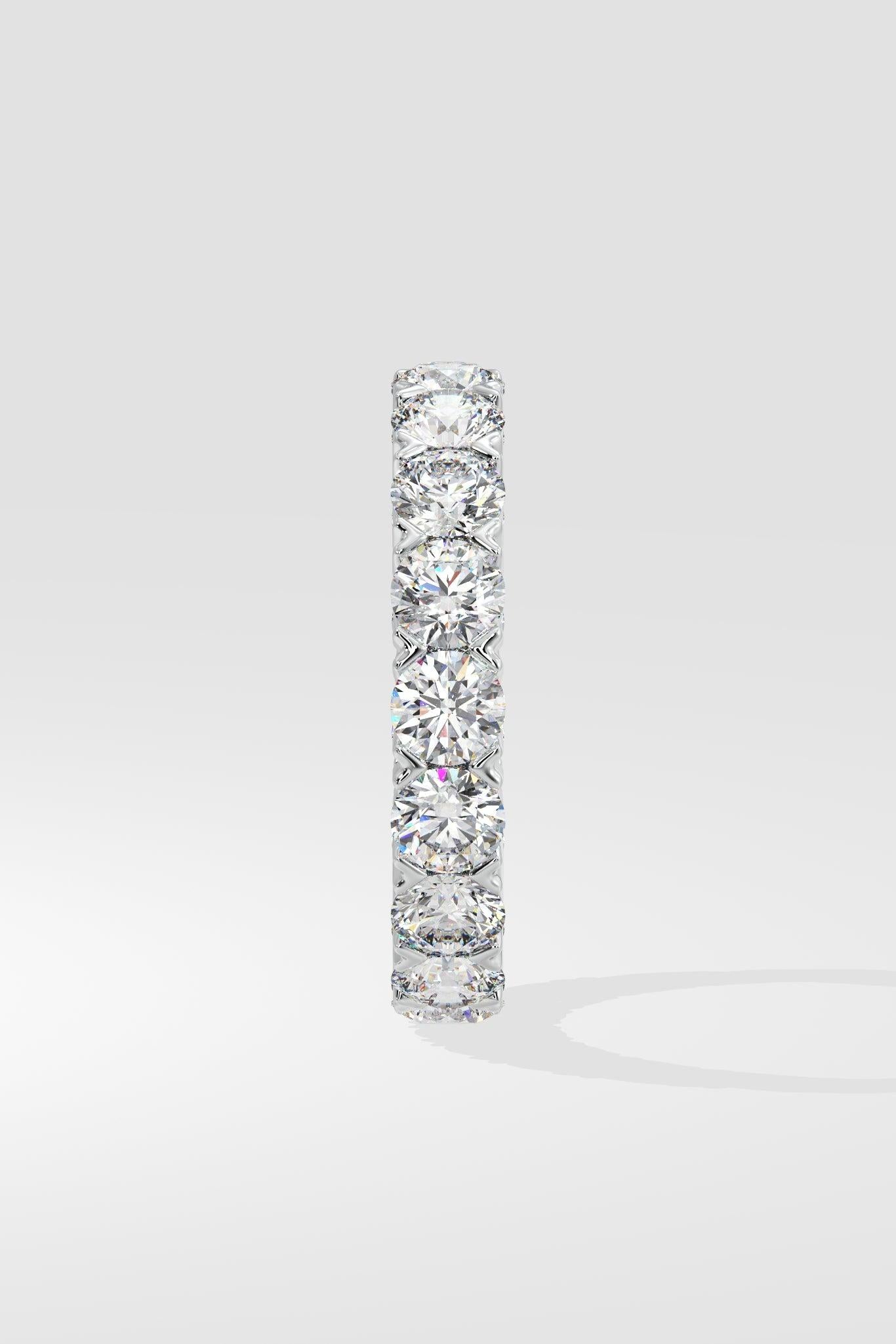 Natürlicher Pave Diamant 14k Weißgold Eternity Band Schöner Jahrestag Elegant für Damen oder Herren im Angebot