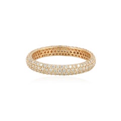 Anello a castone con pavé di diamanti in oro giallo 14k, modello "Full Eternity", da indossare in combinazione con altri anelli