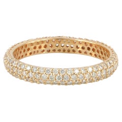 Anello a castone con pavé di diamanti in oro giallo 14k, modello "Full Eternity", da indossare in combinazione con altri anelli
