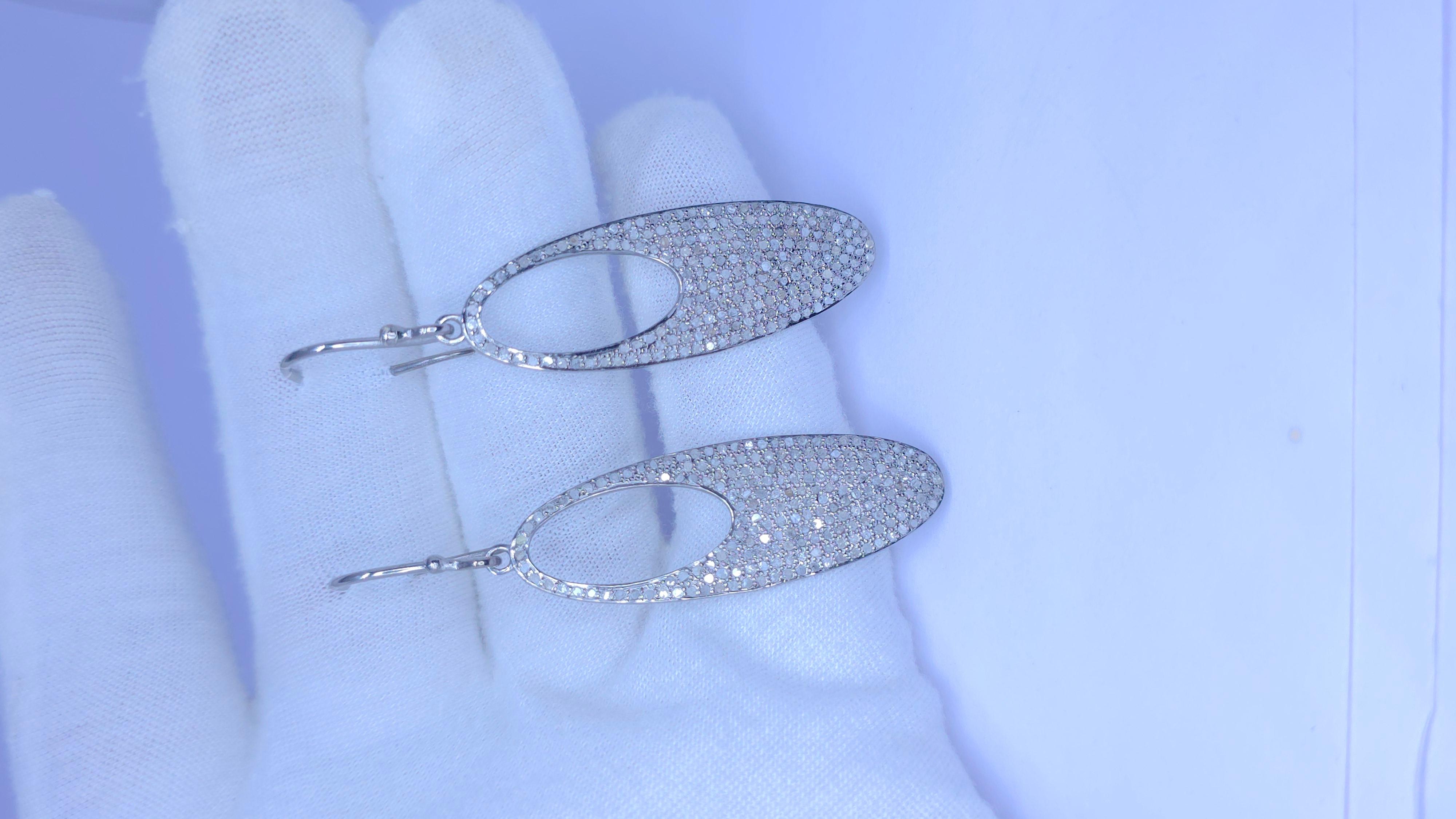 Pendiente de gancho francés de plata 925 con diamante natural pavé de diseño. en venta 4